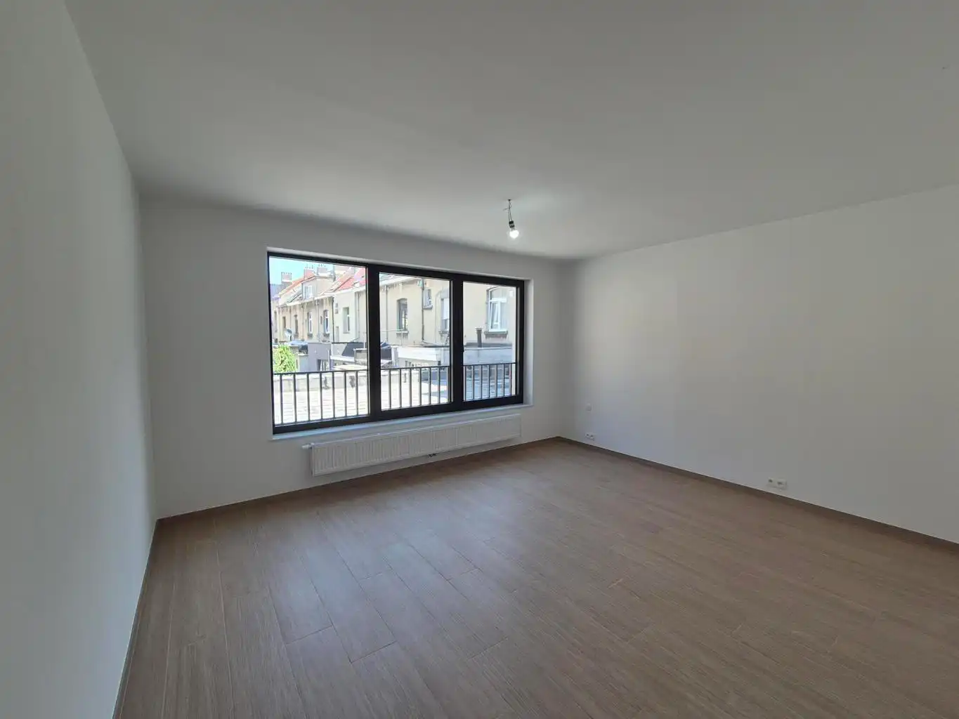 Nieuwbouw appartement met 3 slpks, terras, kelder foto 8