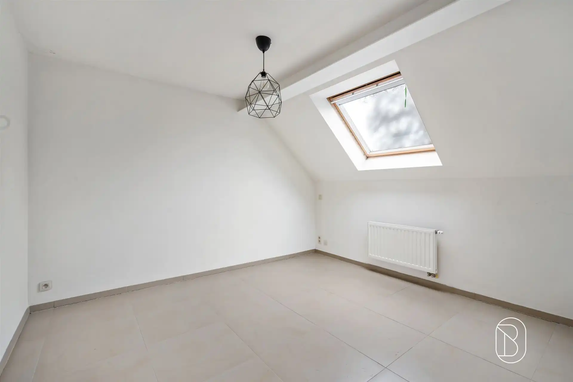 Leuk appartement met gezellig terras, 3 slk en carport.  foto 9