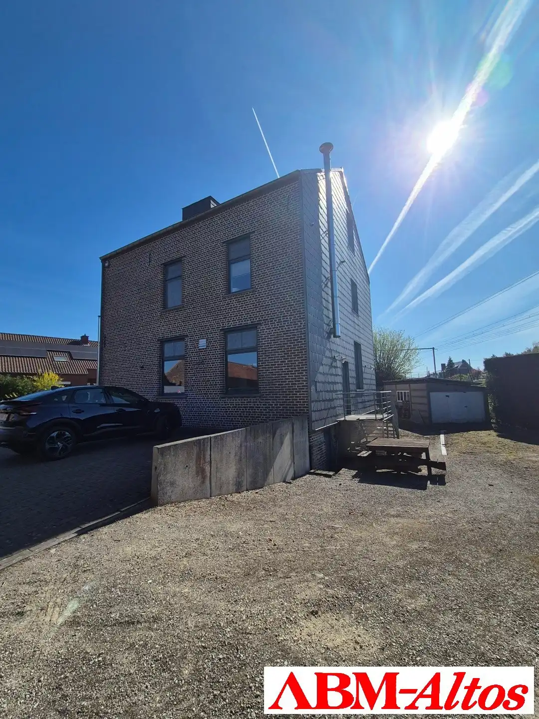 Kantoorgebouw van ca 340m2  te koop foto 2