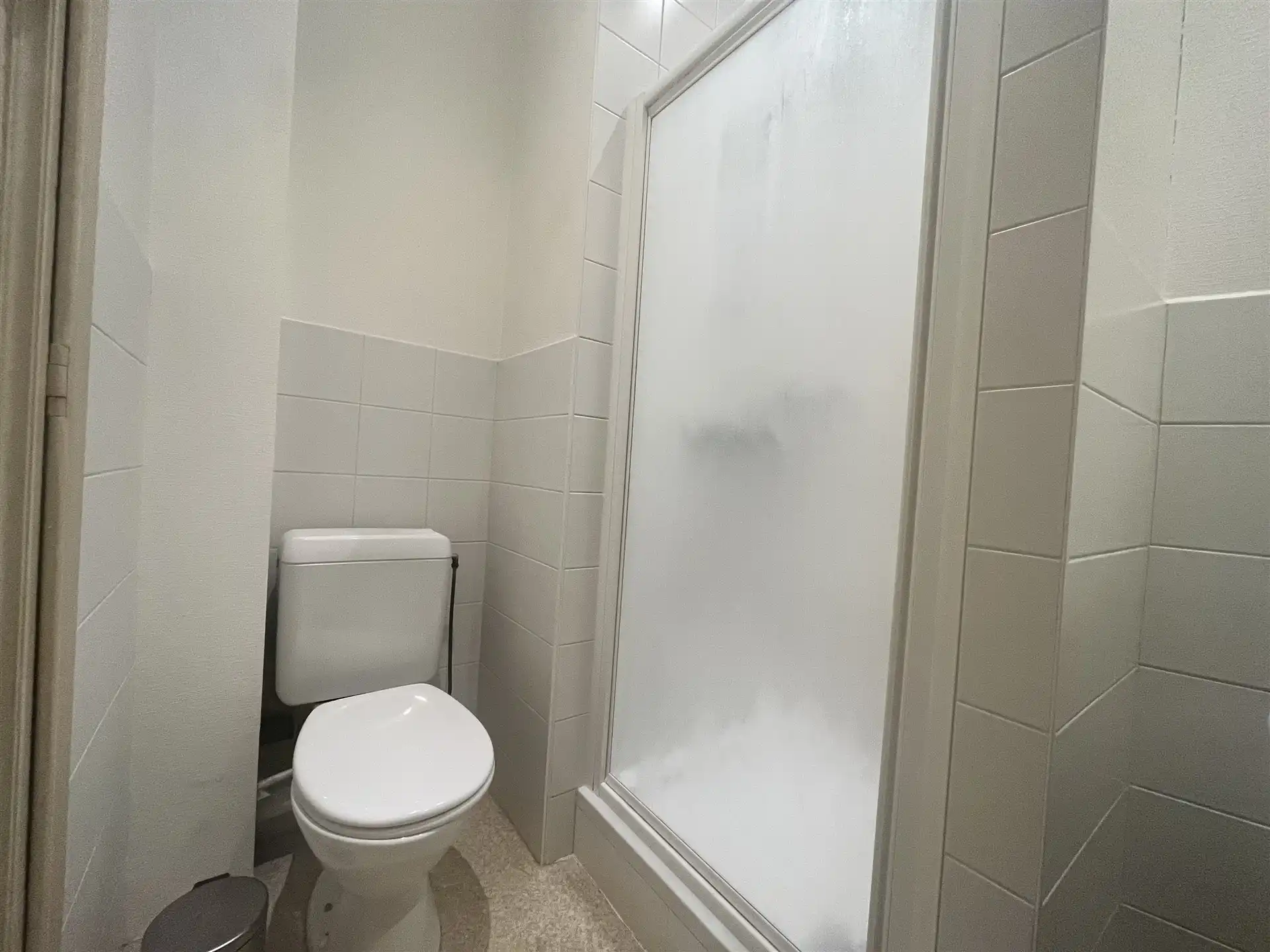 Rustig gelegen 1 slaapkamer appartement in residentiële wijk! foto 8