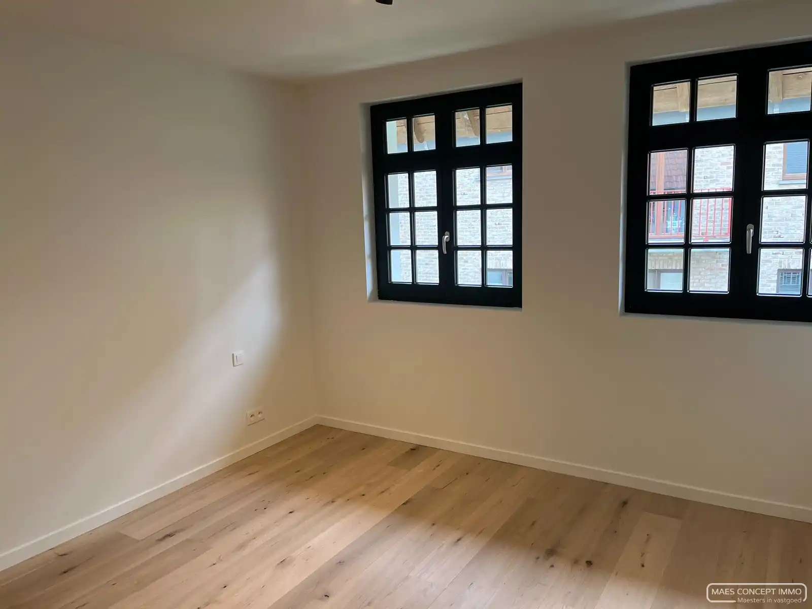 Ruime nieuwbouwwoning te huur in centrum Otegem foto 10