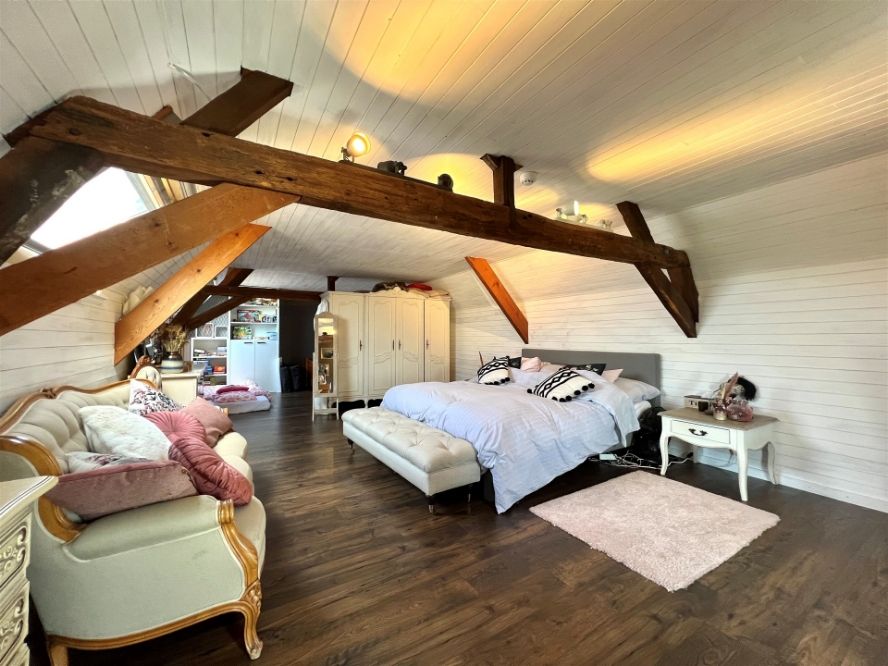 Charmant ingericht landhuis met restaurant te koop foto 17