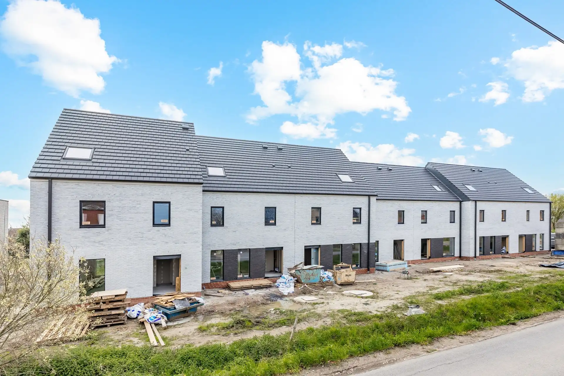 Nieuwbouwwoning met 3 slaapkamers in een zeer rustige buurt foto 17