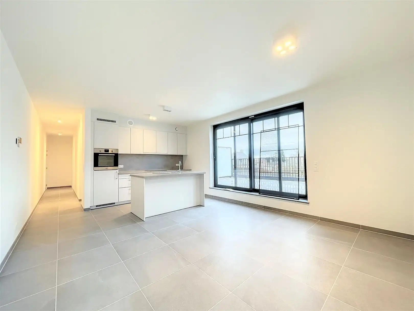 Prachtig nieuwbouw appartement op eerste verdieping in centrum   foto 2