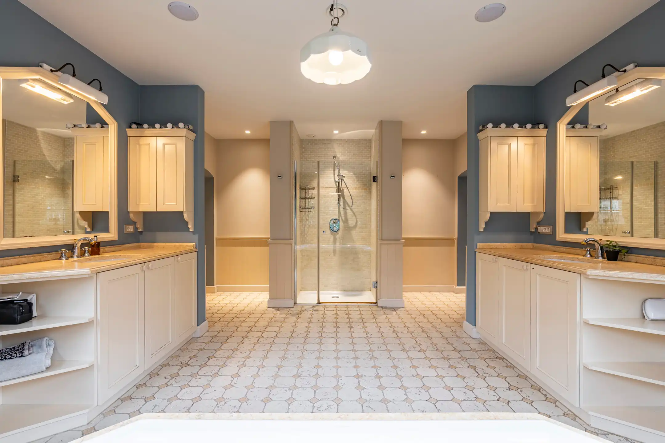 Rietgedekte villa op 2.000 m² met zwembad foto 16