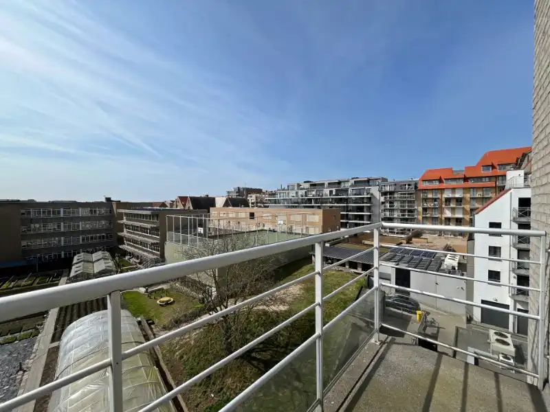 INSTAPKLAAR APPARTEMENT IN OOSTDUINKERKE-BAD foto 18