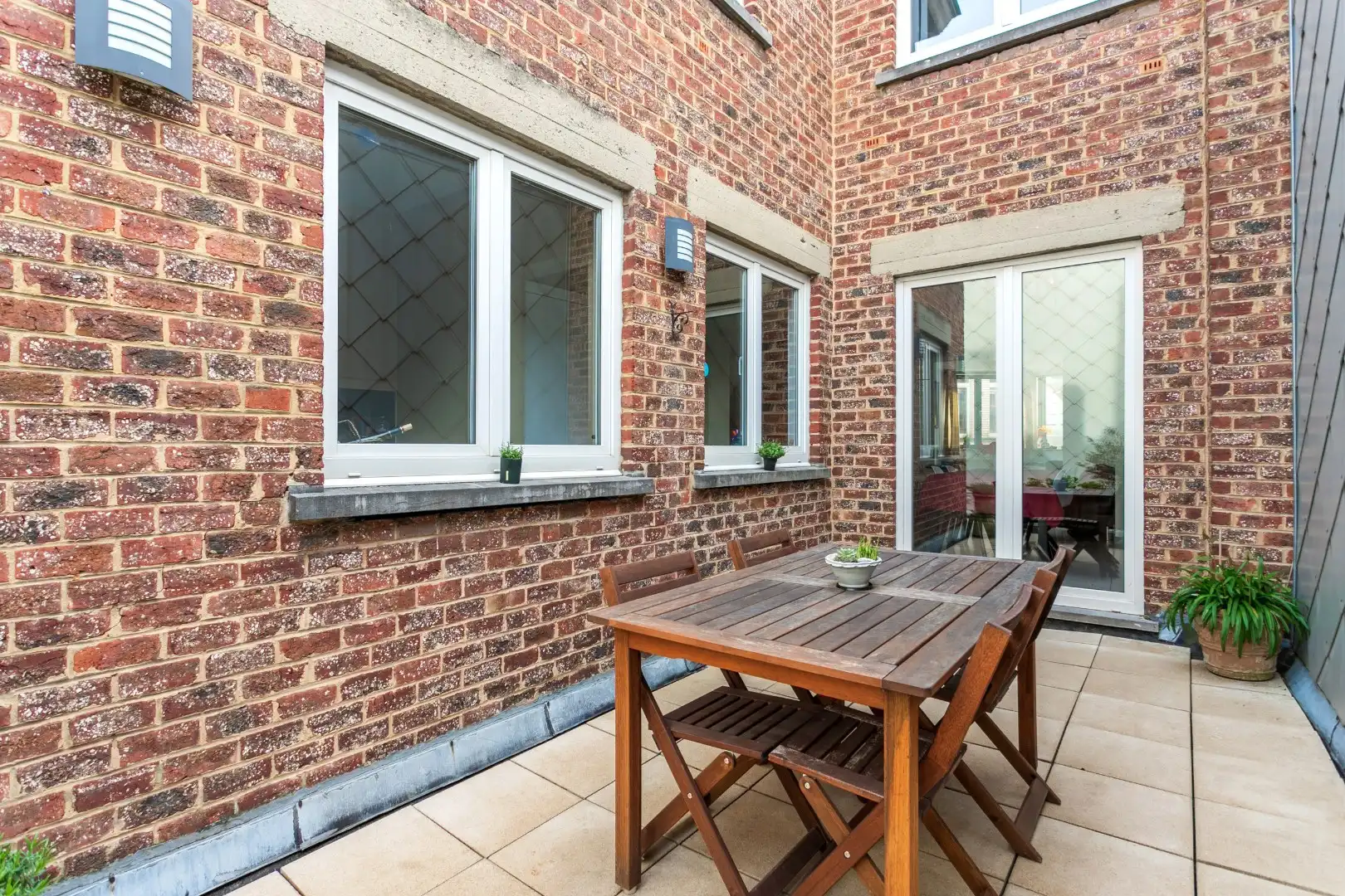 Handelspand met woonst te Halle centrum foto 18