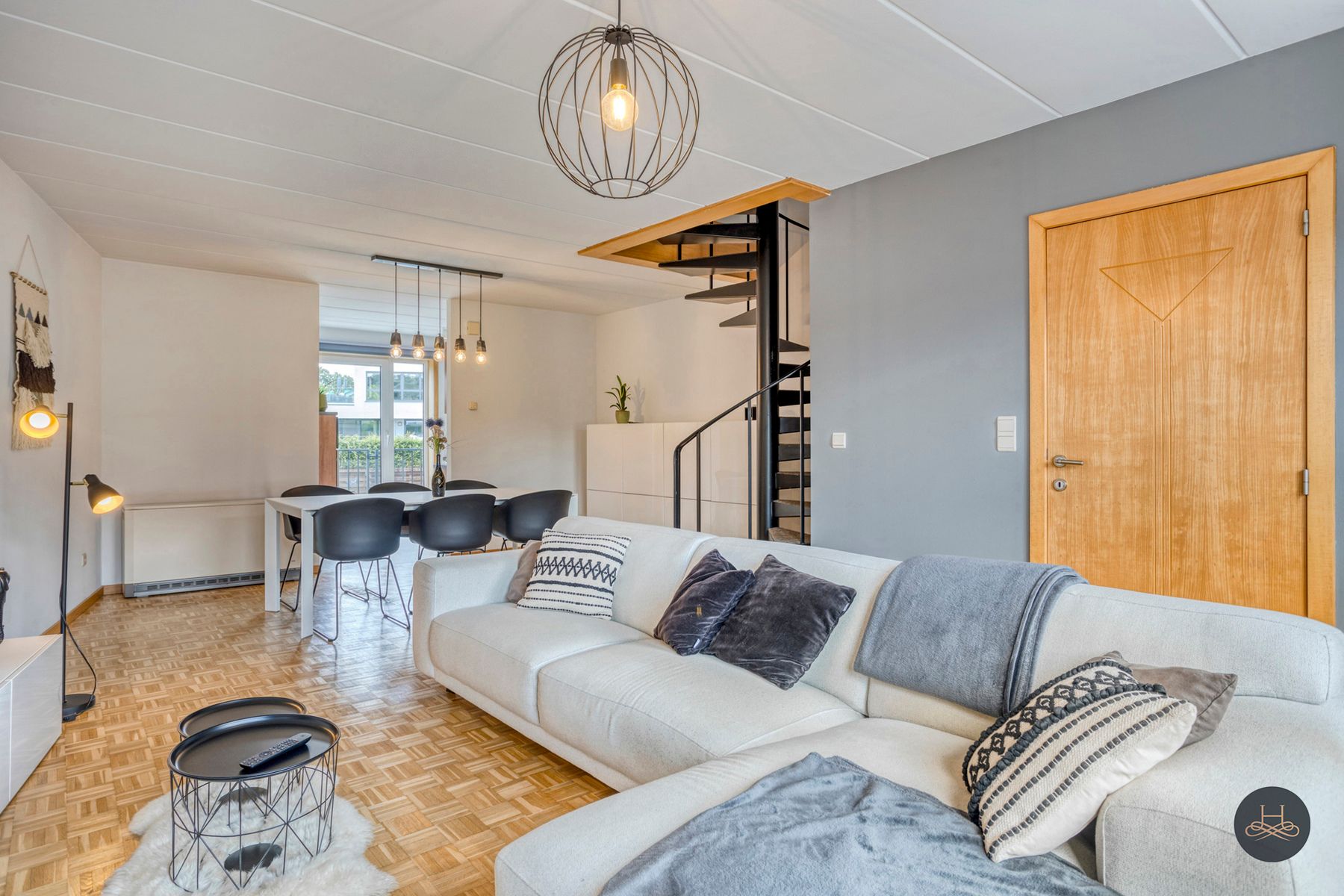 Instapklare duplex met 2 slaapkamers en terras in Baal foto 6