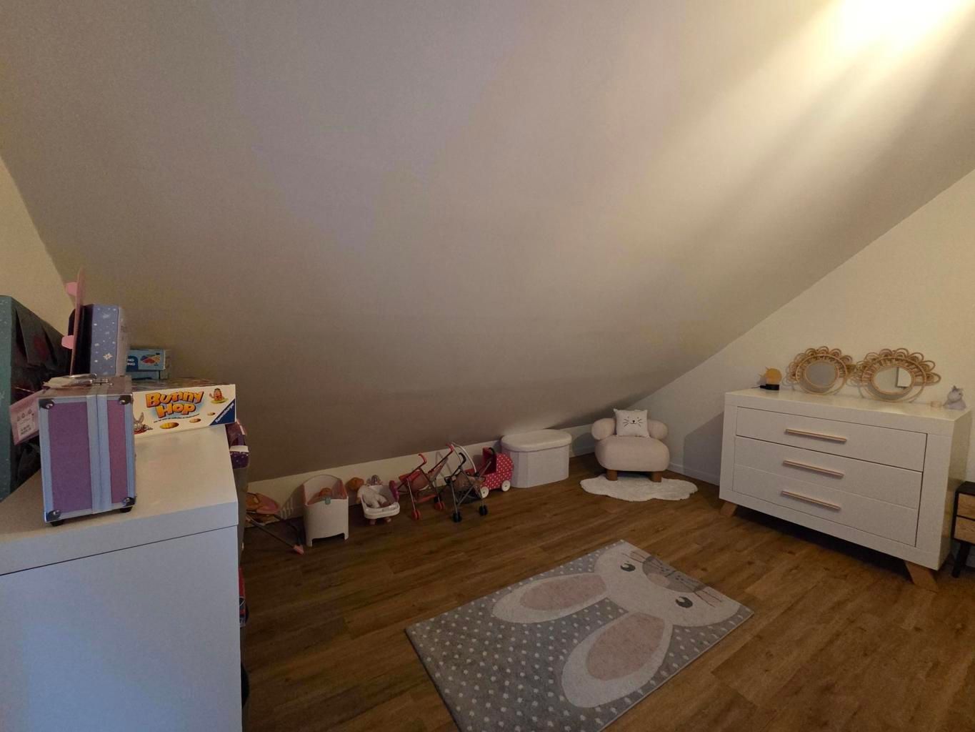 Gerenoveerde woning nabij het centrum van Arendonk. foto 23