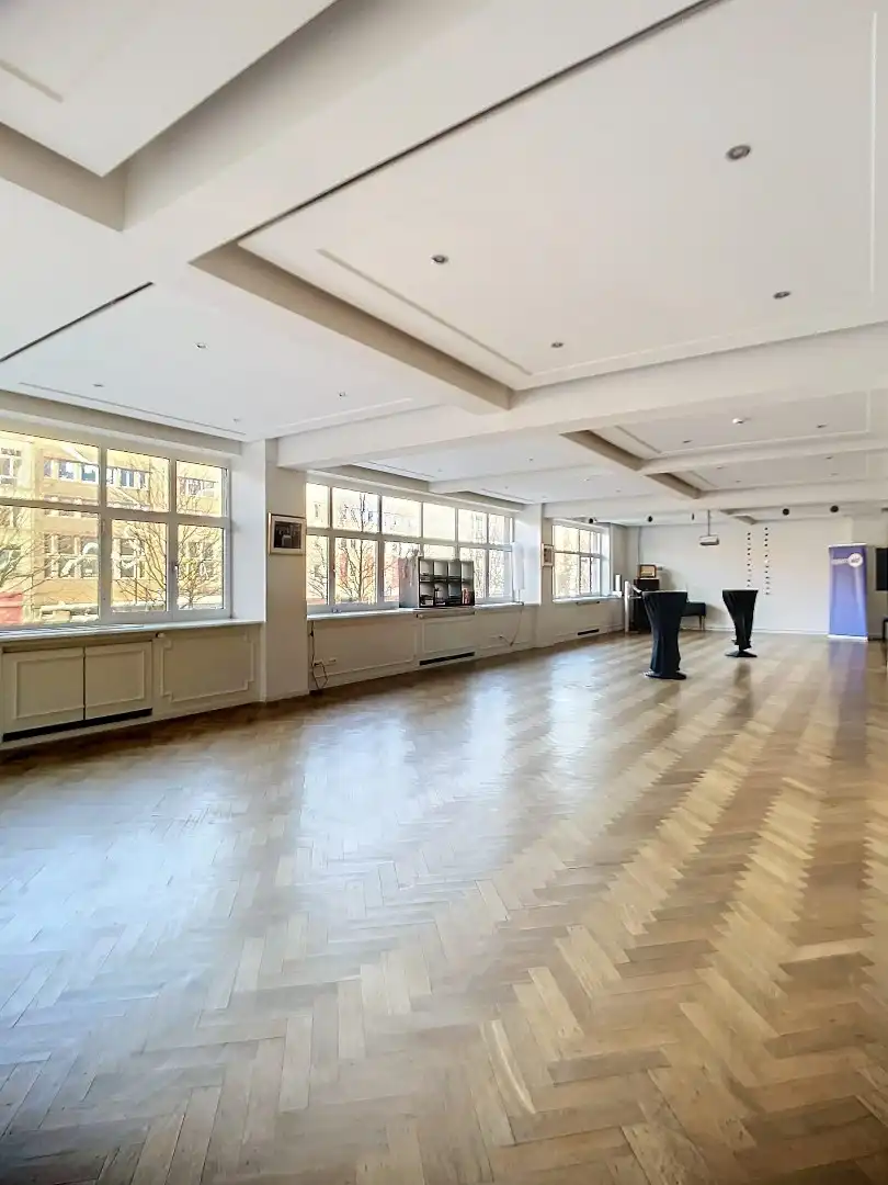 Commerciële ruimte te huur Ankerrui 2 -/1V - 2000 Antwerpen