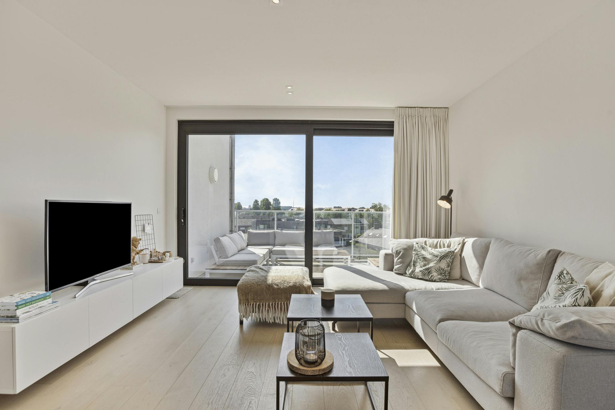 Appartement met garage te huur in Veurne. foto 6