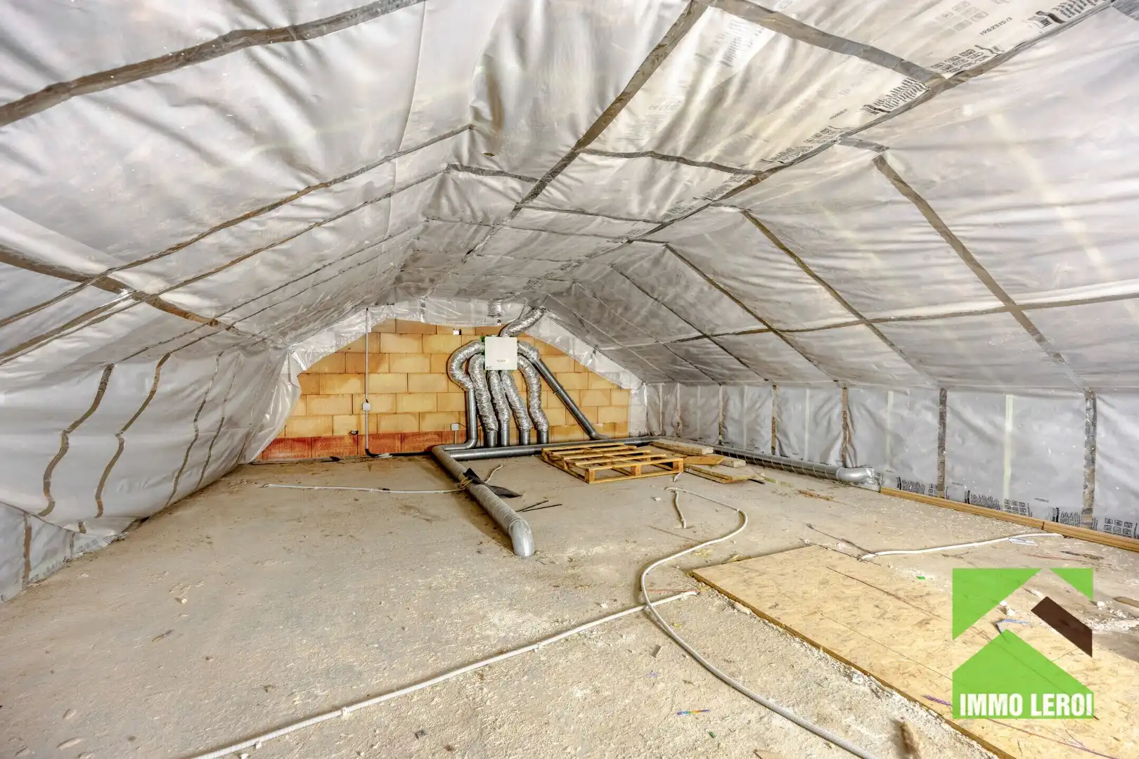 Recente woning met EPC label A in rustige woonbuurt te Tongeren-Koninksem foto 20