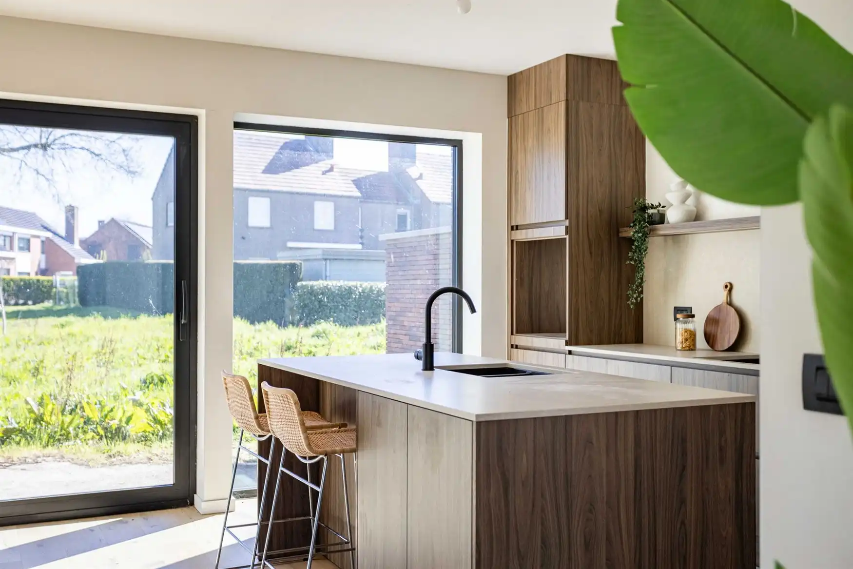Stijlvolle & lichtrijke woning met schitterende zichten foto 12