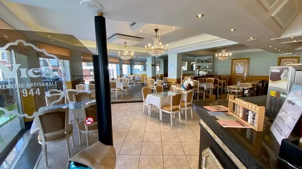 KNAPPE HANDELSRUIMTE TE HUUR IN HET CENTRUM VAN SINT-TRUIDEN foto 4