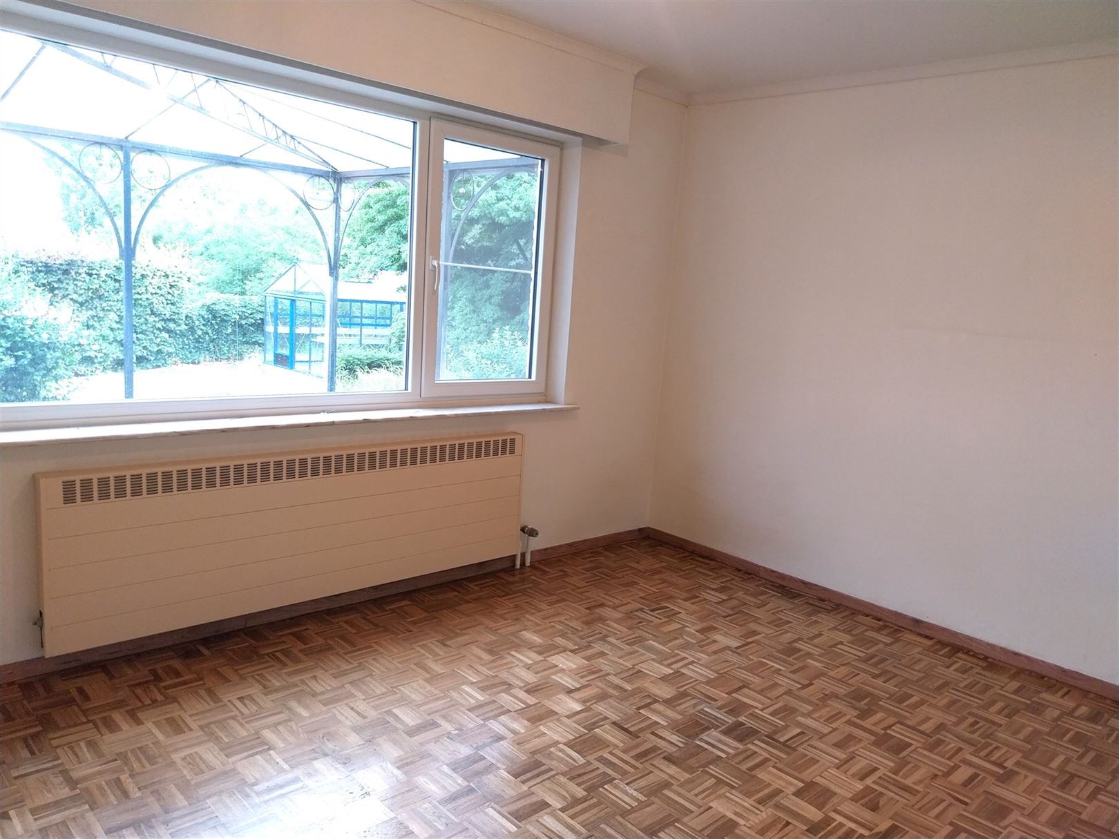 TE HUUR: Vrijstaande woning met tuin op een toplocatie in Heusden-Zolder! foto 15