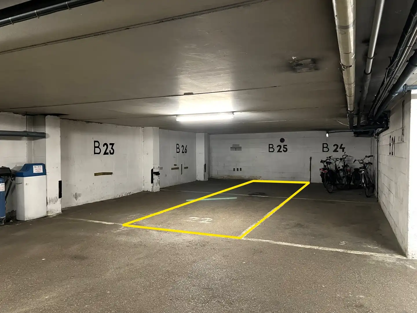 Dubbele staanplaats – Zeedijk-Heist foto {{pictureIndex}}