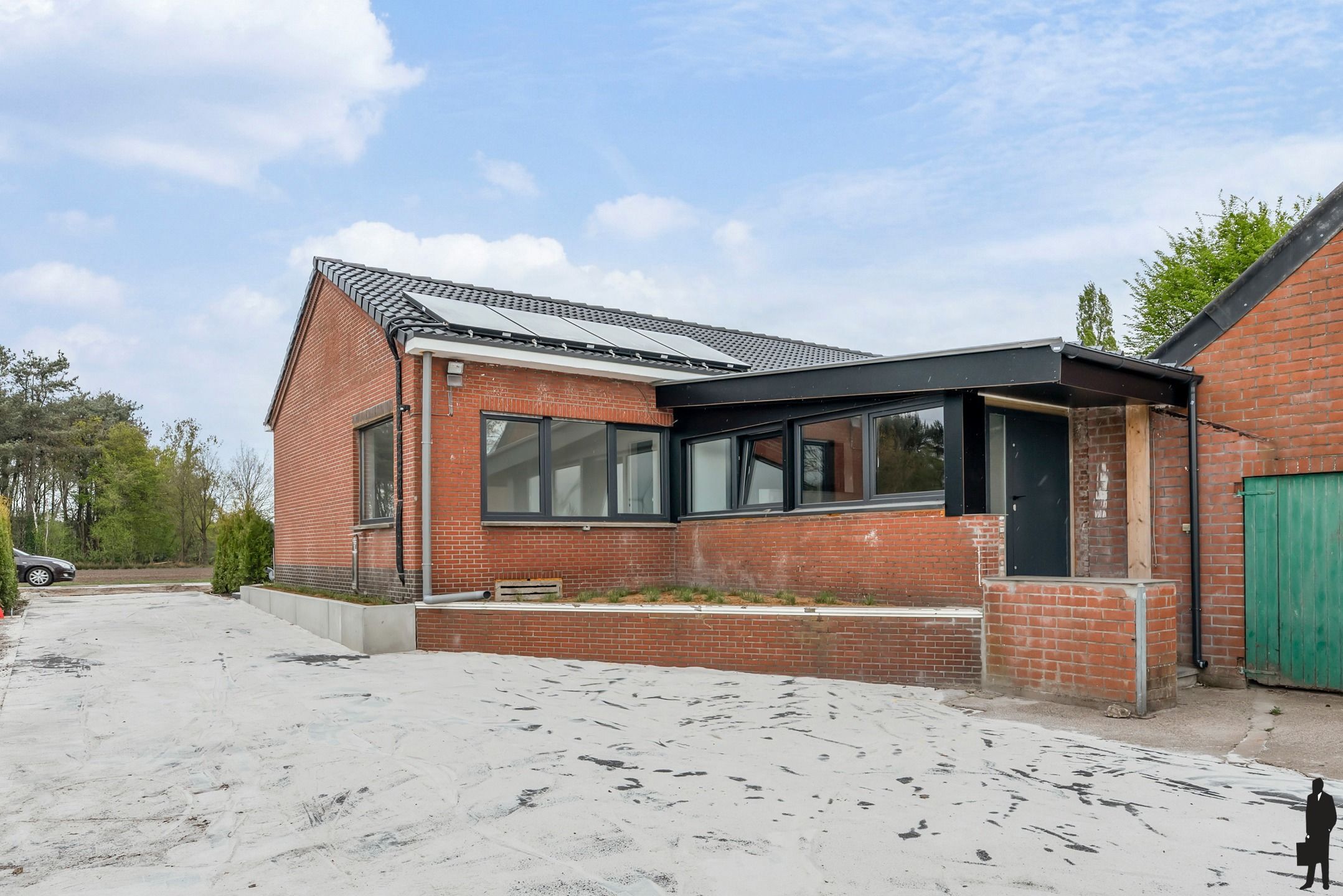 Ruime gezinswoning met 5 slaapkamers in Arendonk foto 15