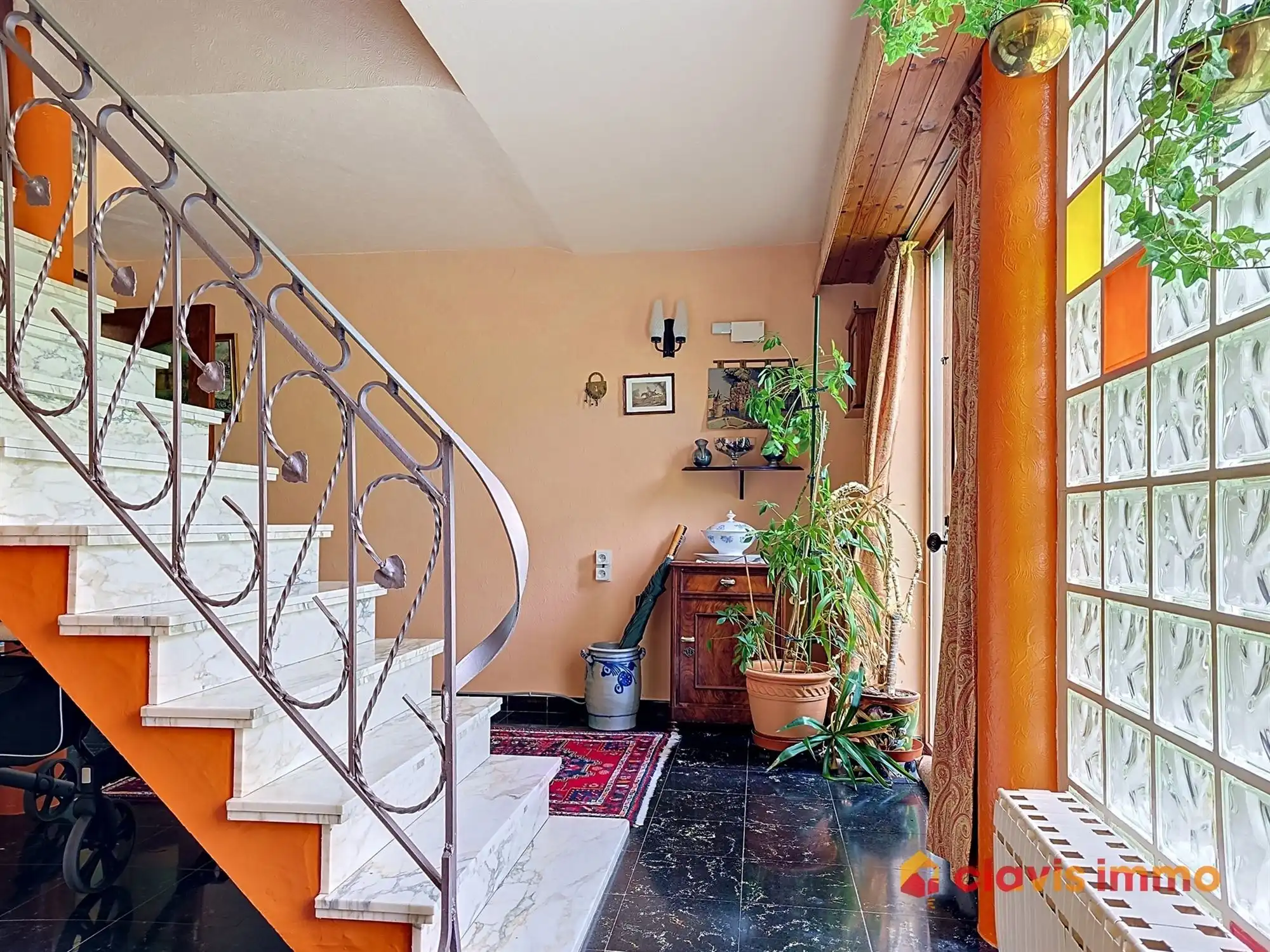 Ruime villa foto 5