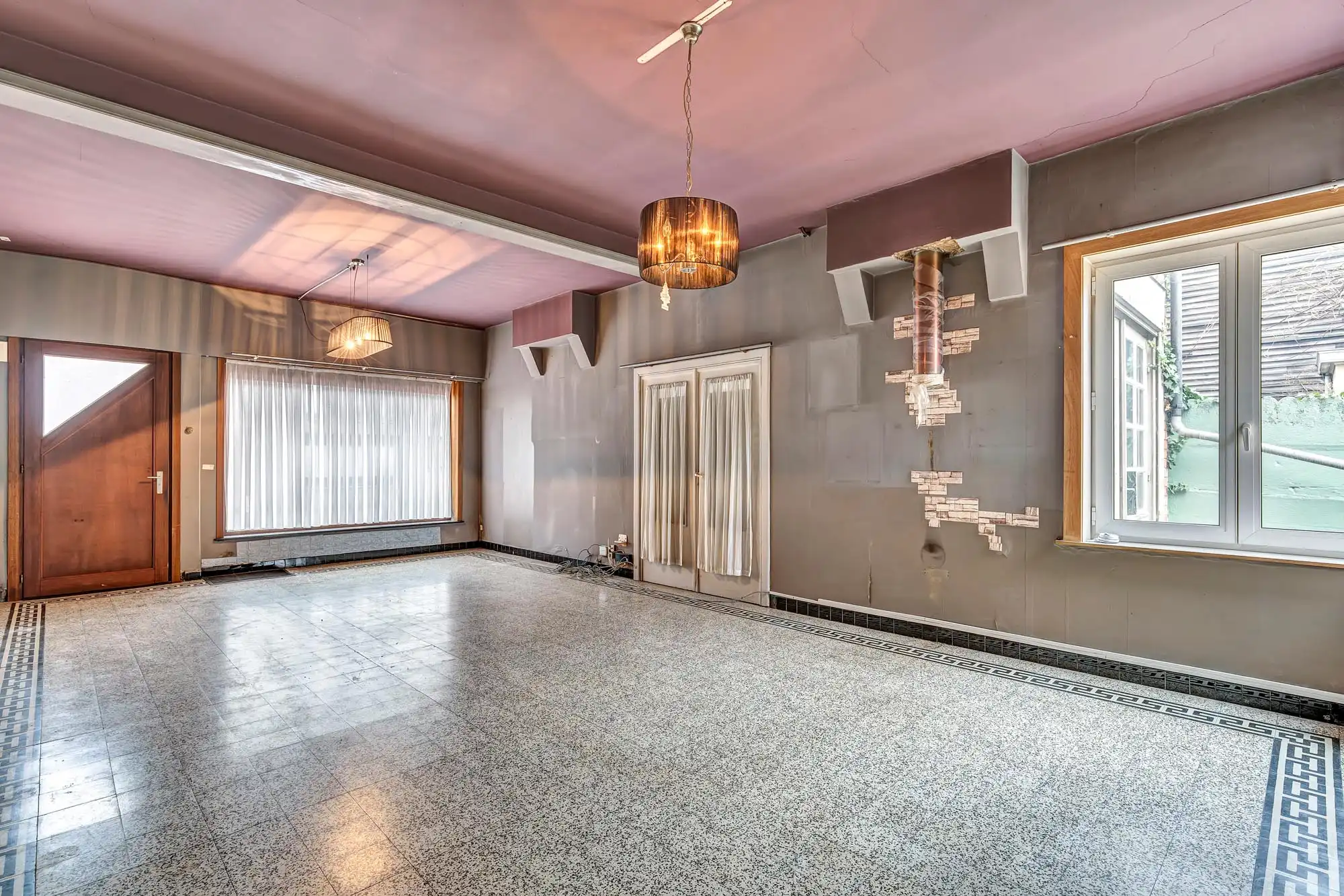 Huis + atelier op toplocatie foto 2