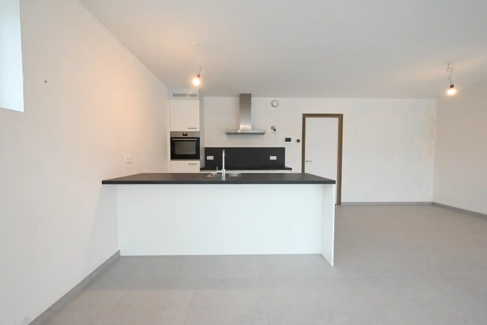 Nieuwbouwappartement te huur in het hartje van Ardooie! foto 6