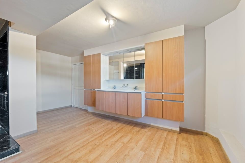 RUIM HANDELSPAND MET WOONST OP TOPLOCATIE IN ZOUTLEEUW foto 24