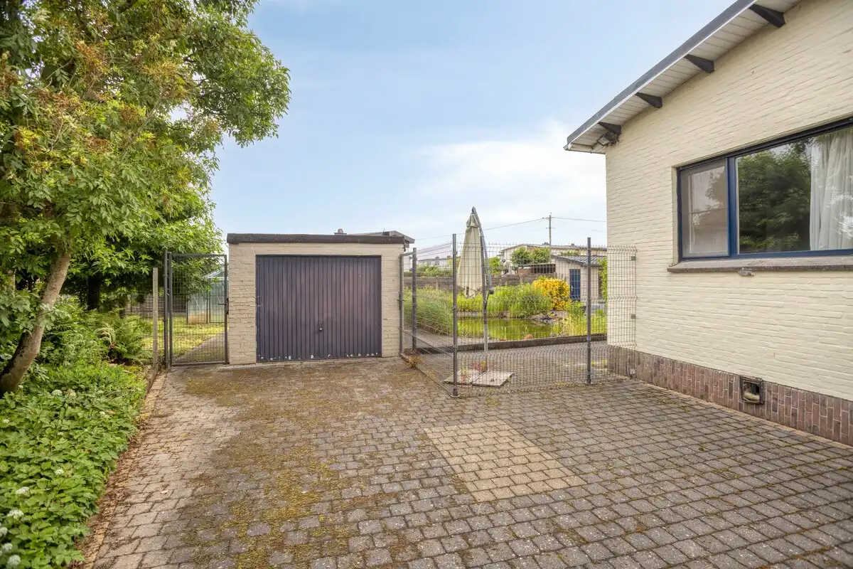 Op te frissen woning met twee slaapkamers op rustige locatie foto 13