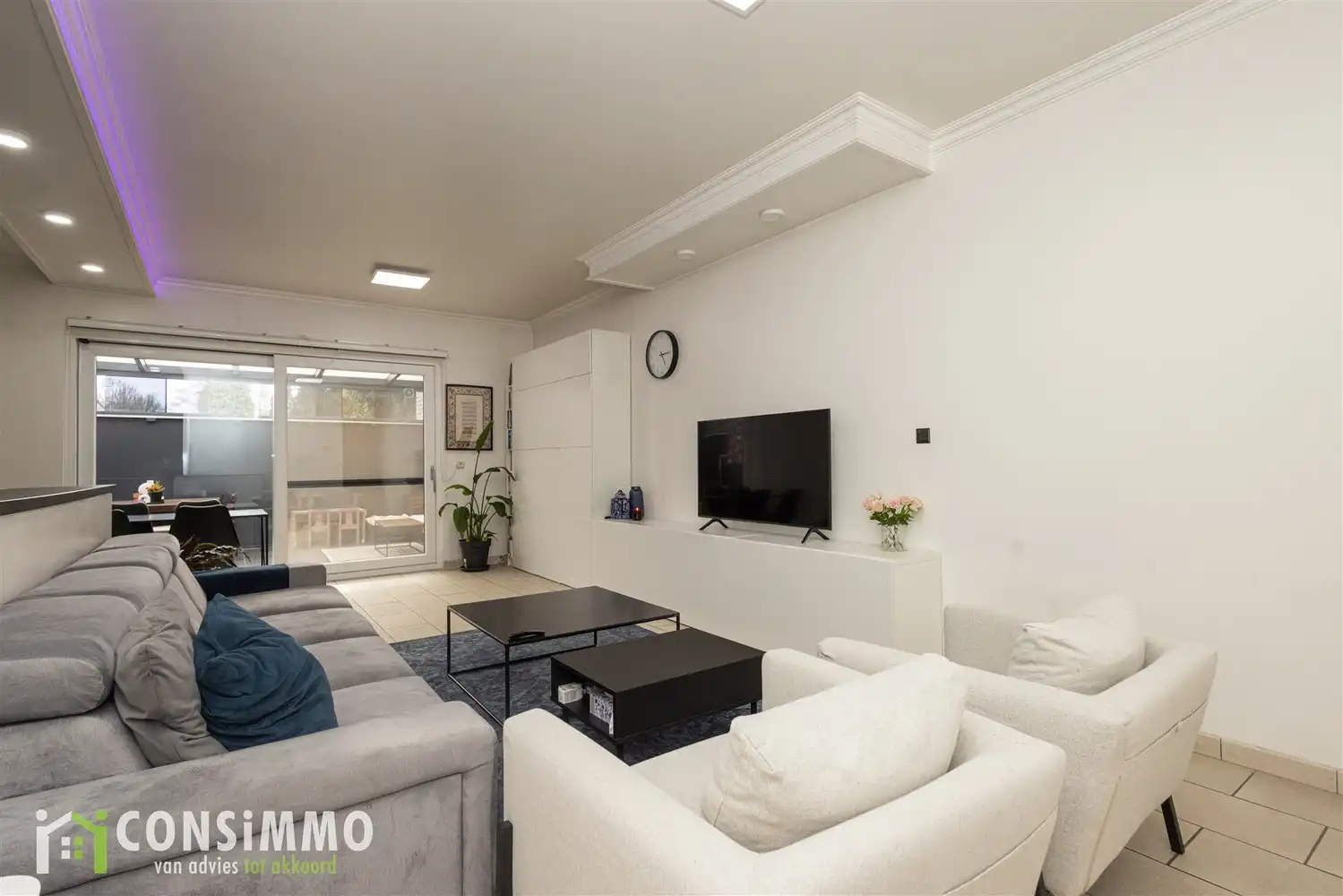 Woonst met handelspand op centrale ligging in Genk-Bret foto 6