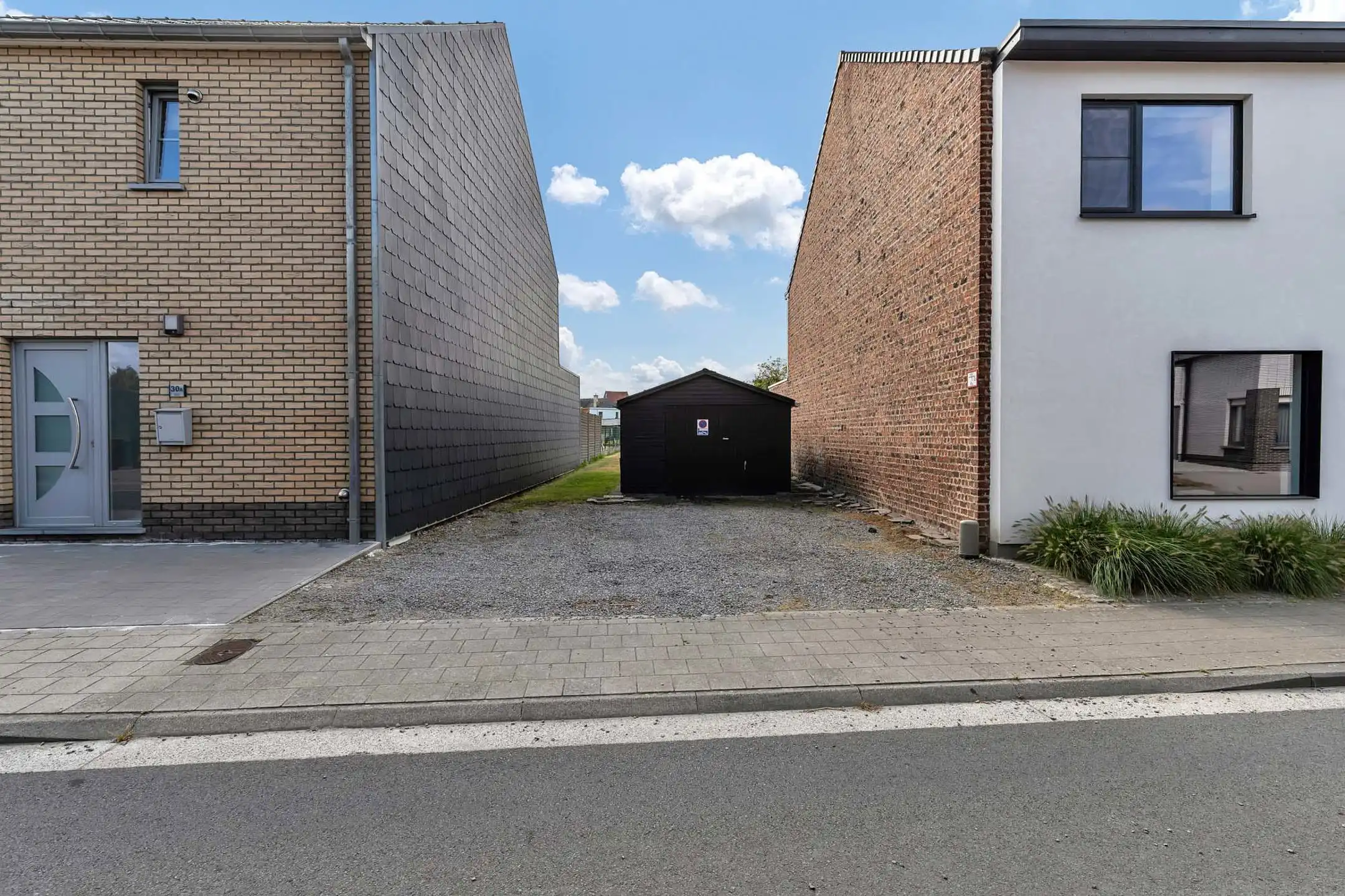 Rustig gelegen bouwgrond nabij centrum foto {{pictureIndex}}