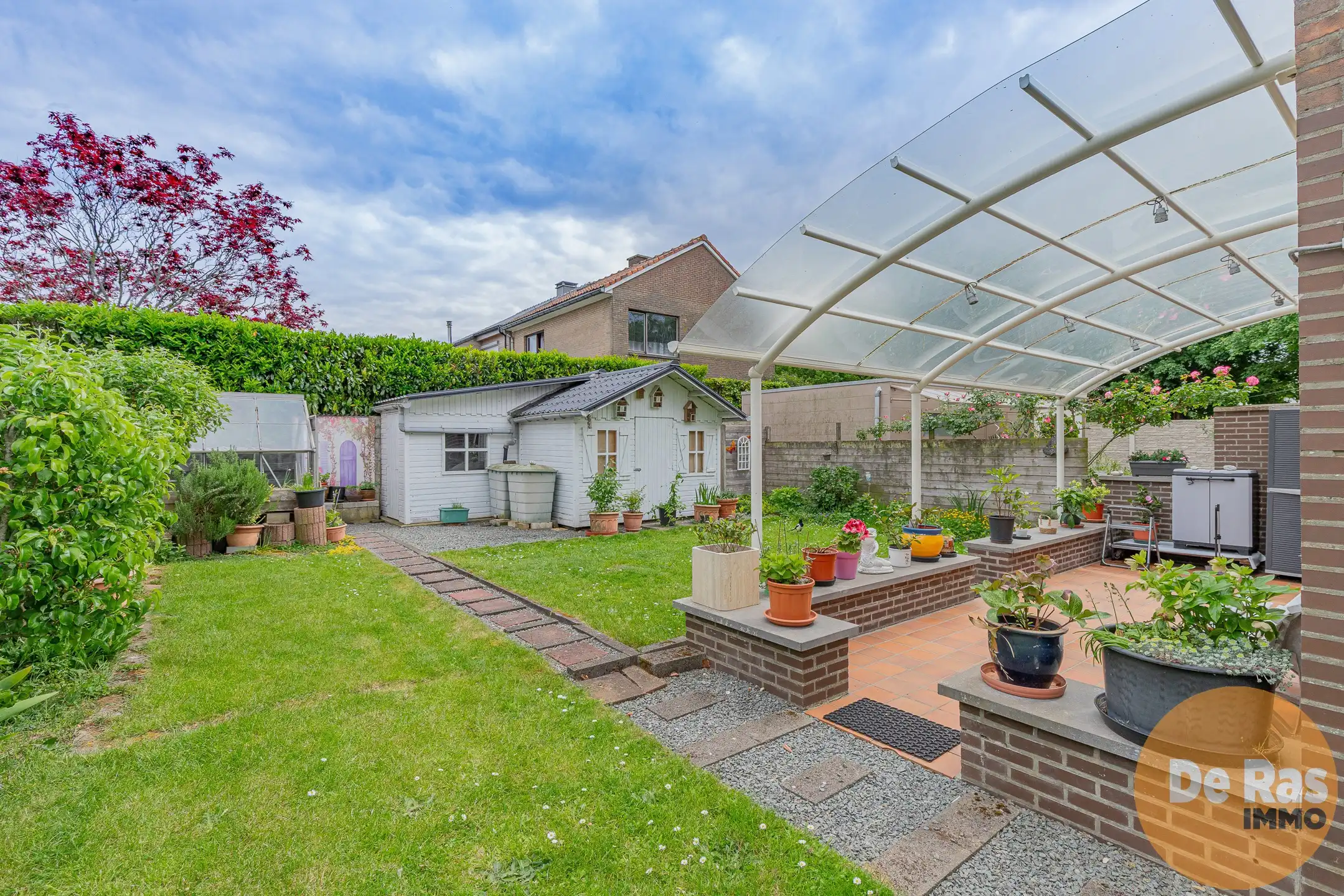 MERE- Leuke halfopen bebouwing in een rustige omgeving foto 4