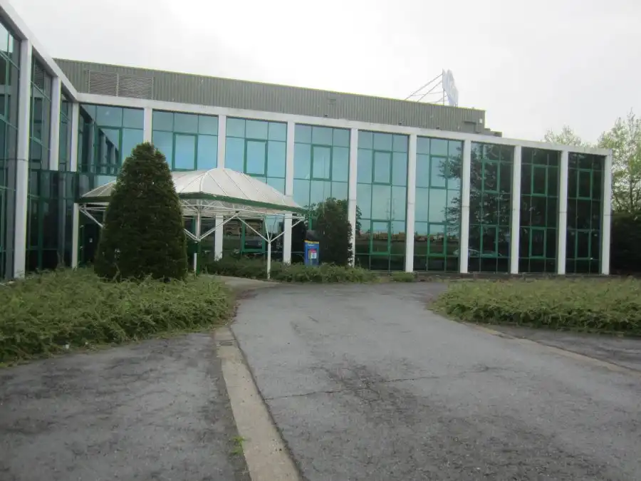 Nieuwe Weg 1-3, 2070 Zwijndrecht foto {{pictureIndex}}