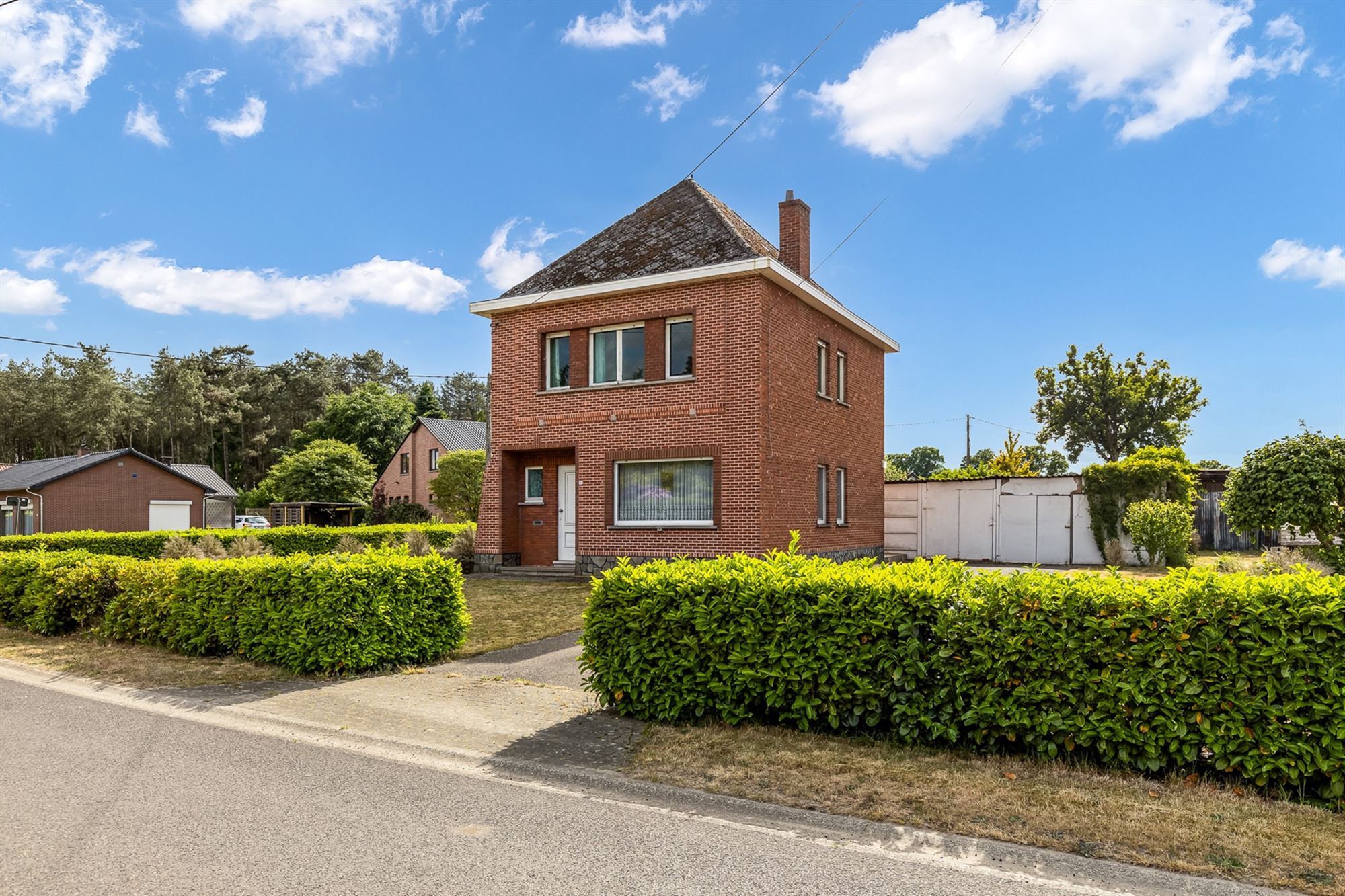 ()=>{if(producerUpdateValueVersion(node),producerAccessed(node),node.value===ERRORED)throw node.error;return node.value} Boekdonkstraat 16 - 3980 Tessenderlo
