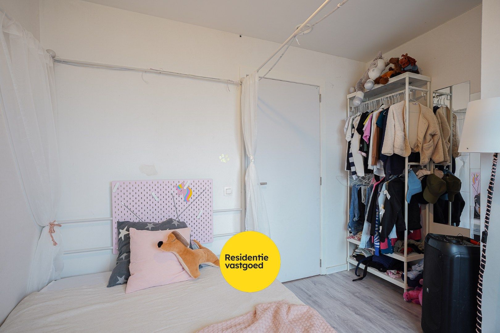 Recente woning op landelijke ligging in Aartrijke foto 18