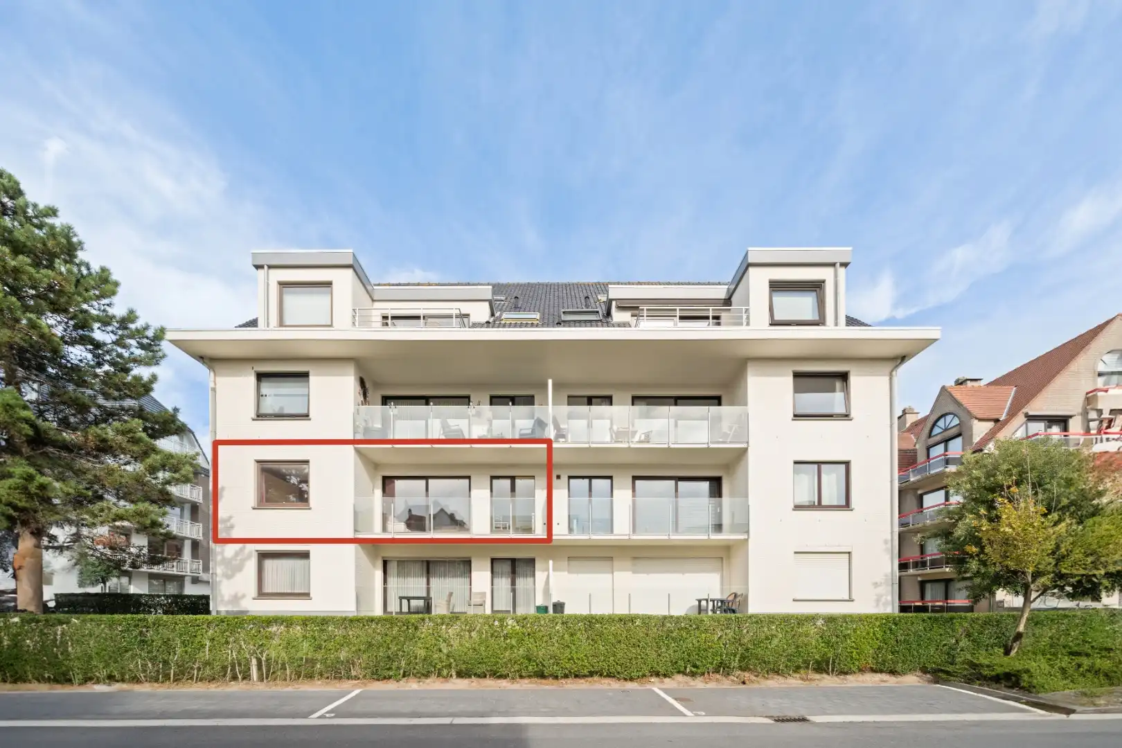 Appartement te koop foto {{pictureIndex}}