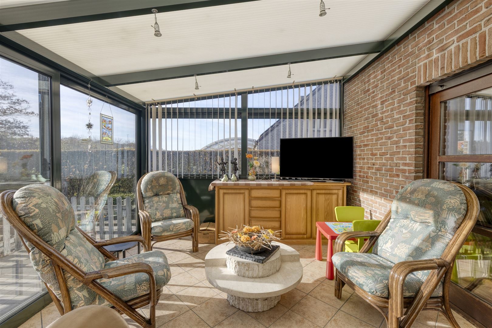 Goed onderhouden open bebouwing gelegen op 1.170 m² met 4 slaapkamers. foto 9