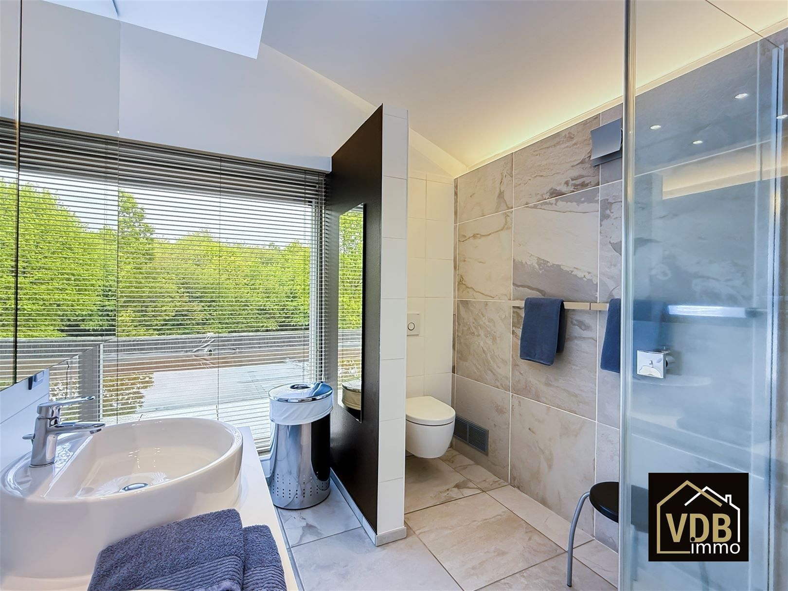 Penthouse zeer goed afgewerkt foto 7