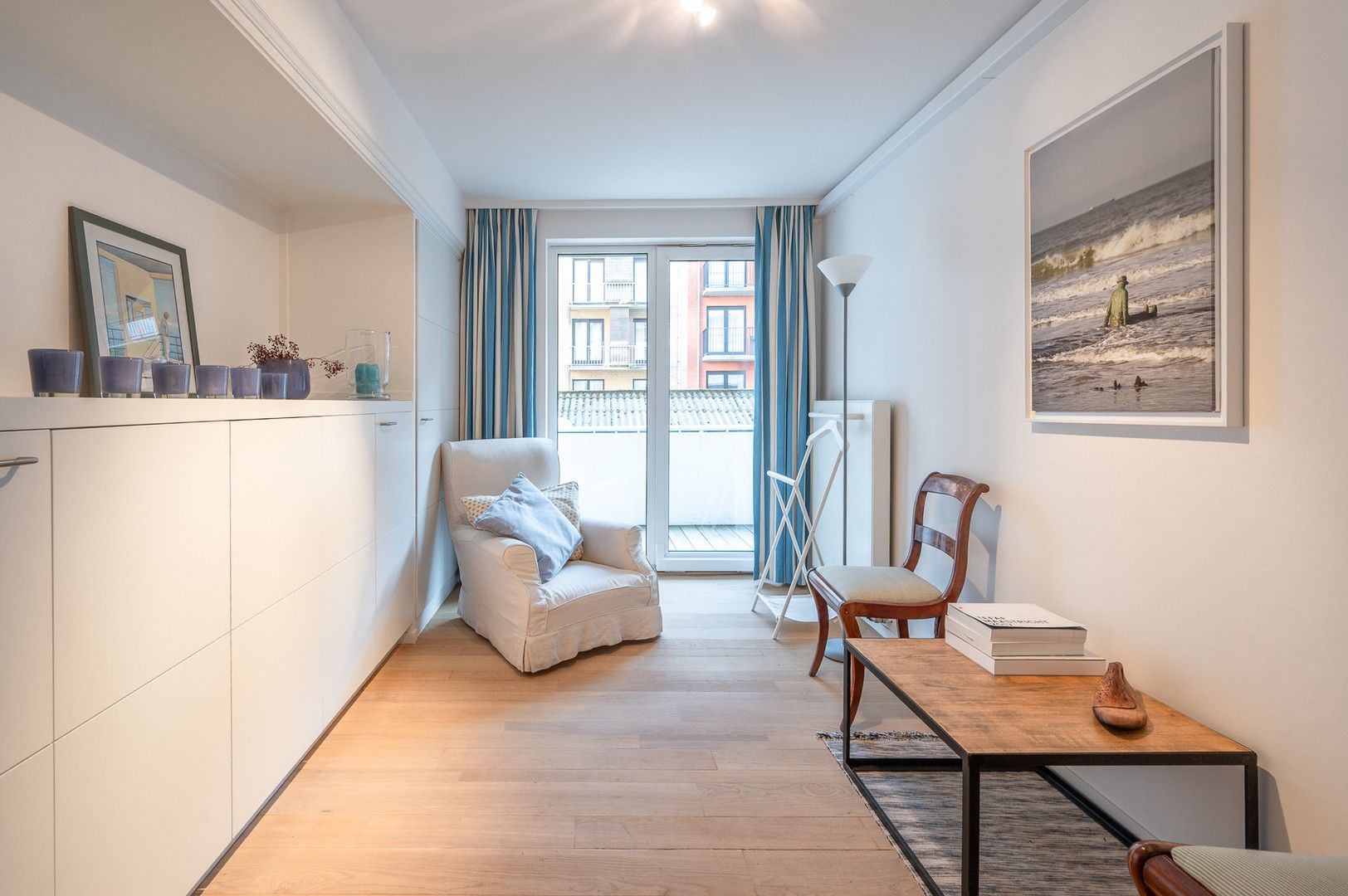 Prachtig appartement met frontaal zeezicht gelegen in hartje het Zoute met 6 meter gevelbreedte. foto 16