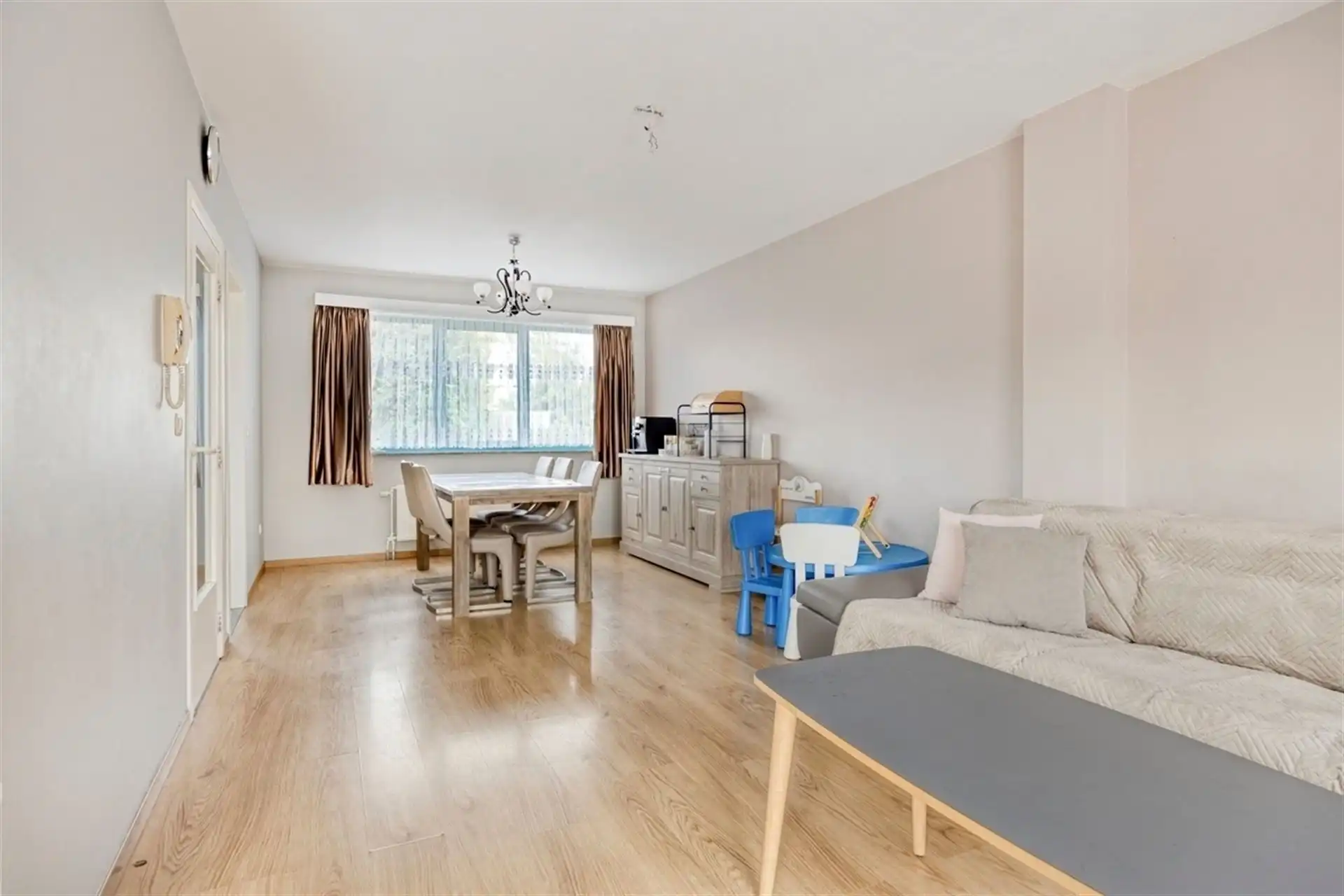 Ruime en instapklare woning met stadstuin en garage! foto 5