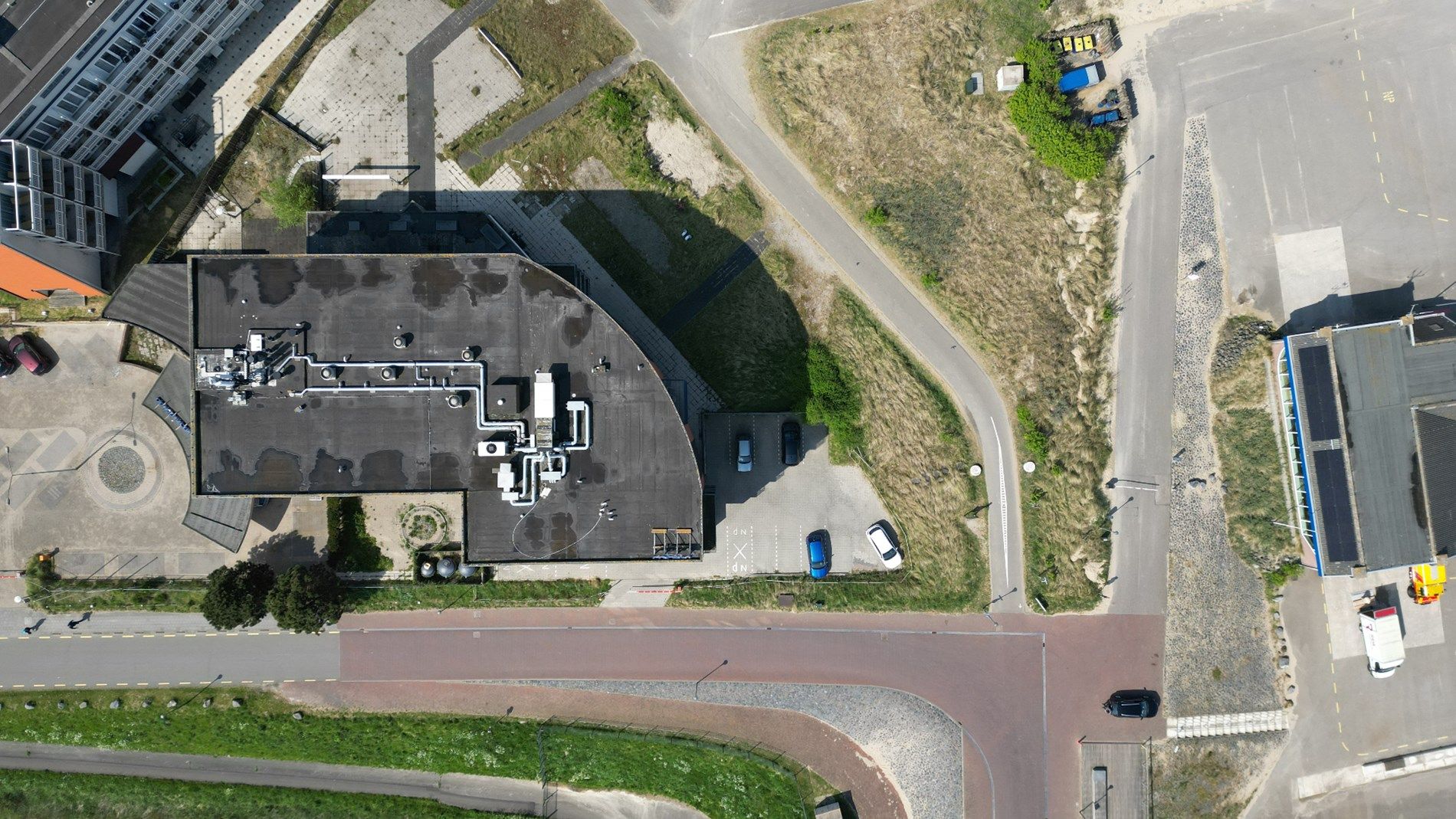 Uniek zicht op haven en zee! foto 26