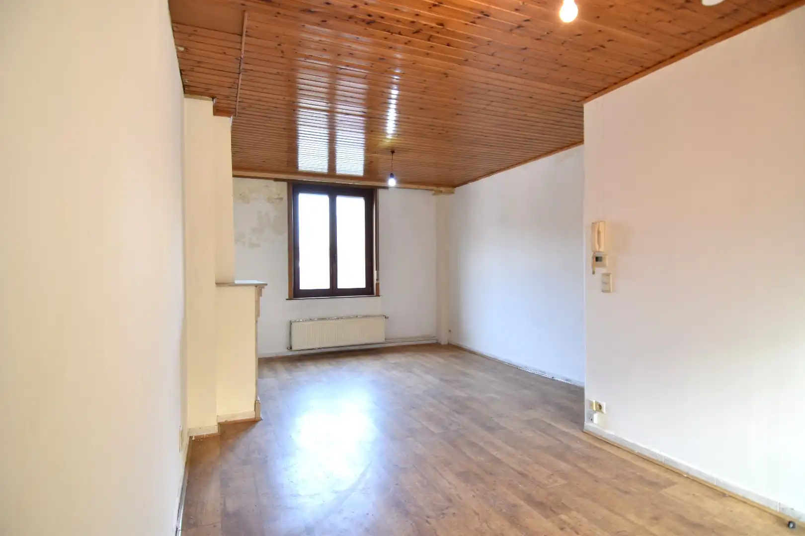 Ruime 3-slaapkamerwoning met bovenliggend appartement (woning) te koop in centrum-Kortrijk foto 13