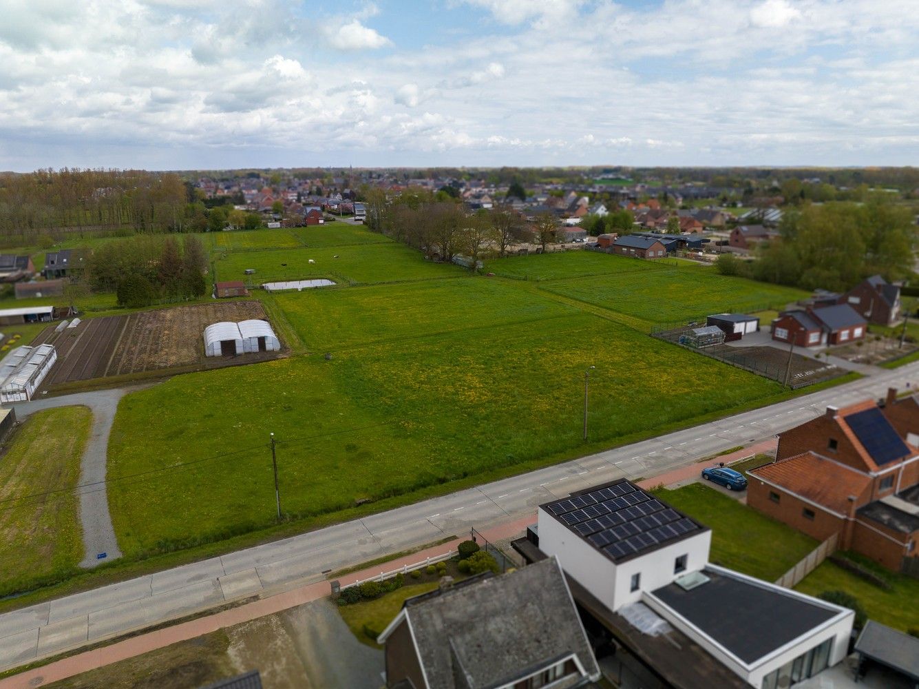 Bouwgrond open bebouwing op perceel van 905 m² foto 2