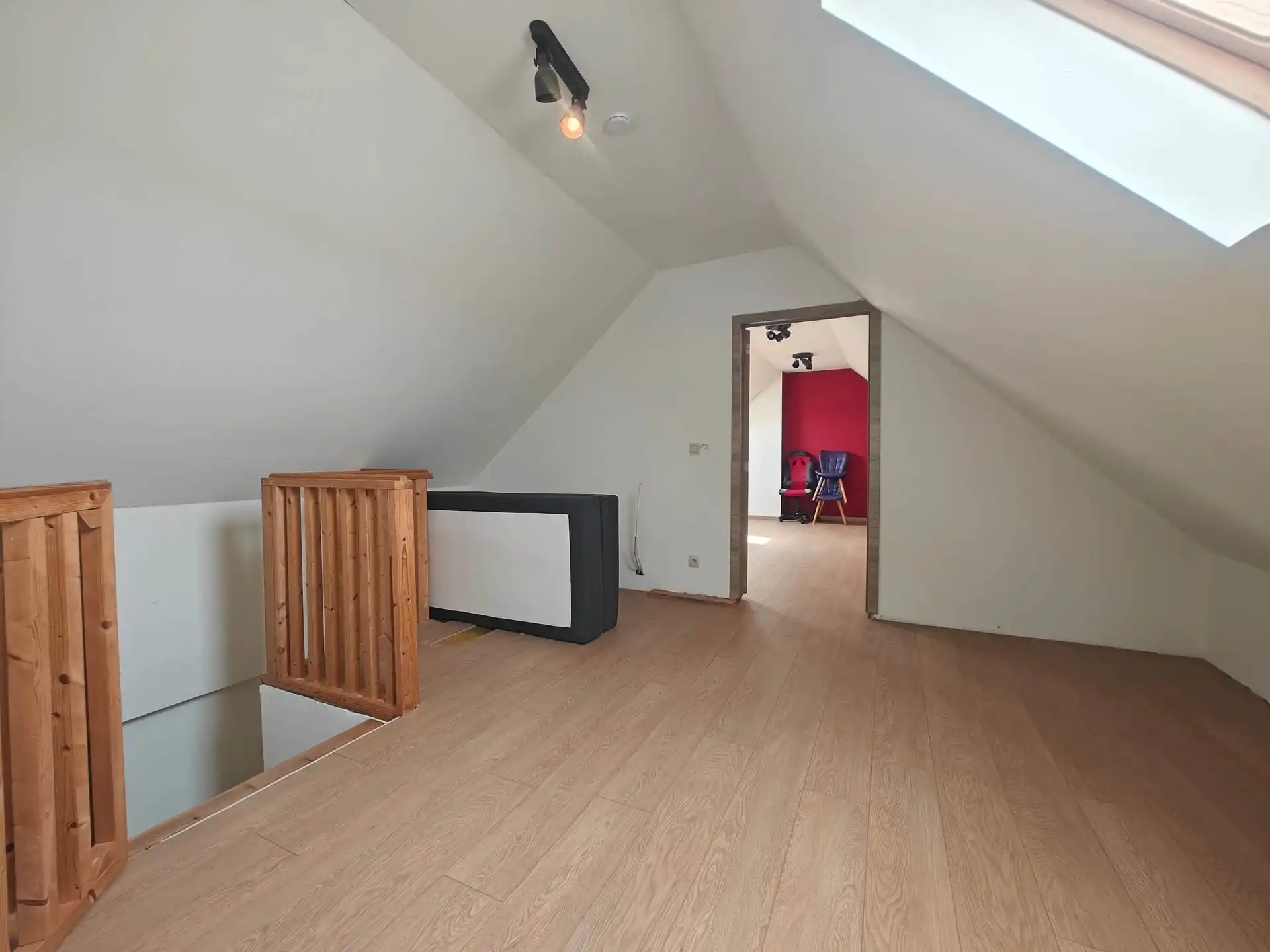 Duplex appartement voorzien van 2 slaapkamers en een aparte garage foto 20