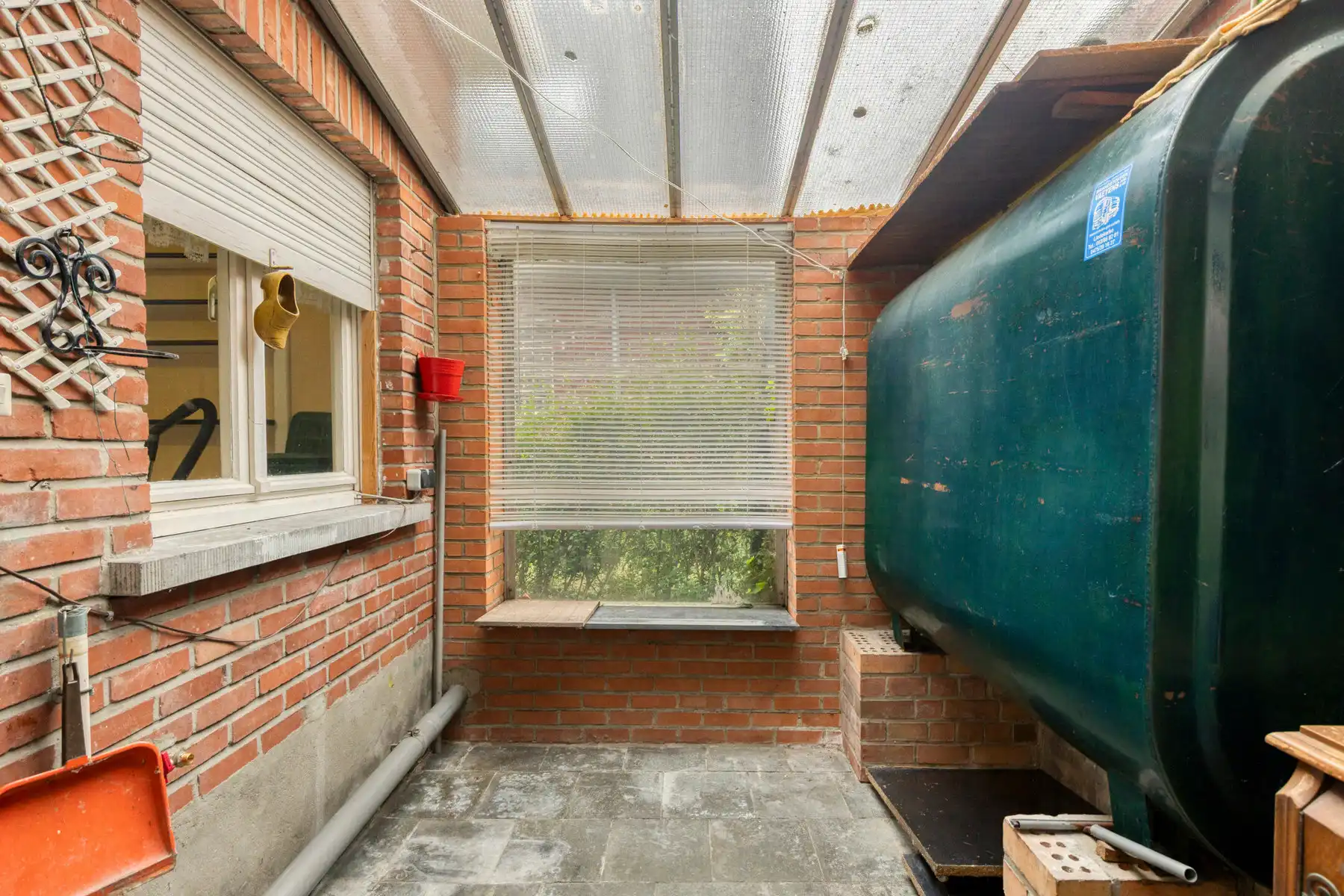 Te renoveren HOB met 3 slpk, garage en veel potentieel foto 19
