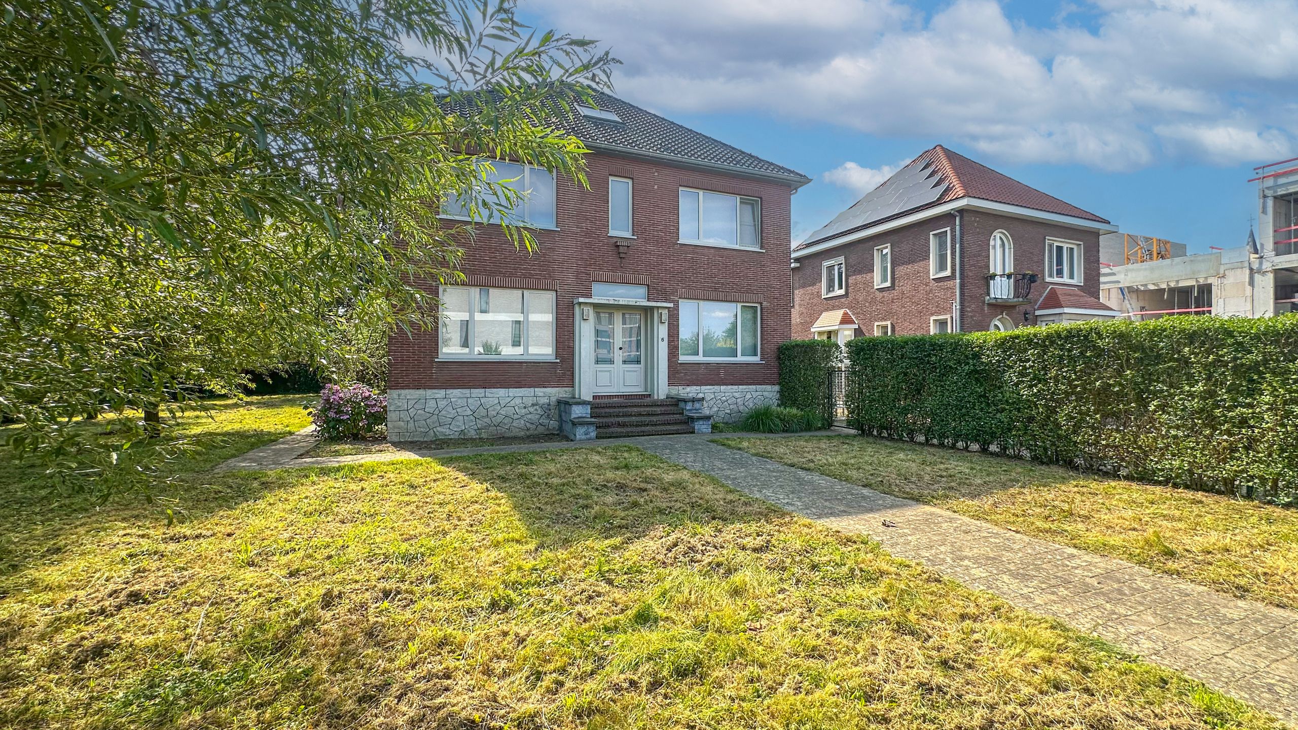 Vernieuwde oude pastorie met 4 slpks en bureau op 14 are! foto 41