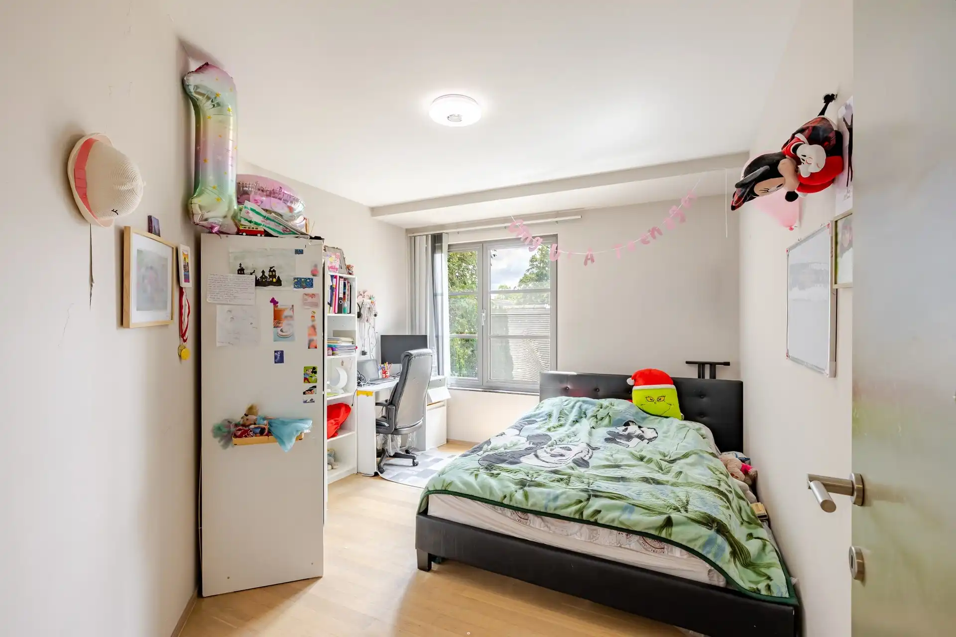 Uitzonderlijk lichtrijk hoekappartement van maar liefst 150 m² foto 16