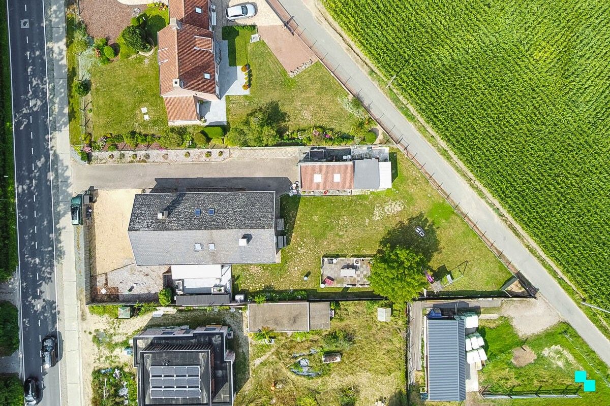 Ruime woning nabij de Makegemse bossen foto 36