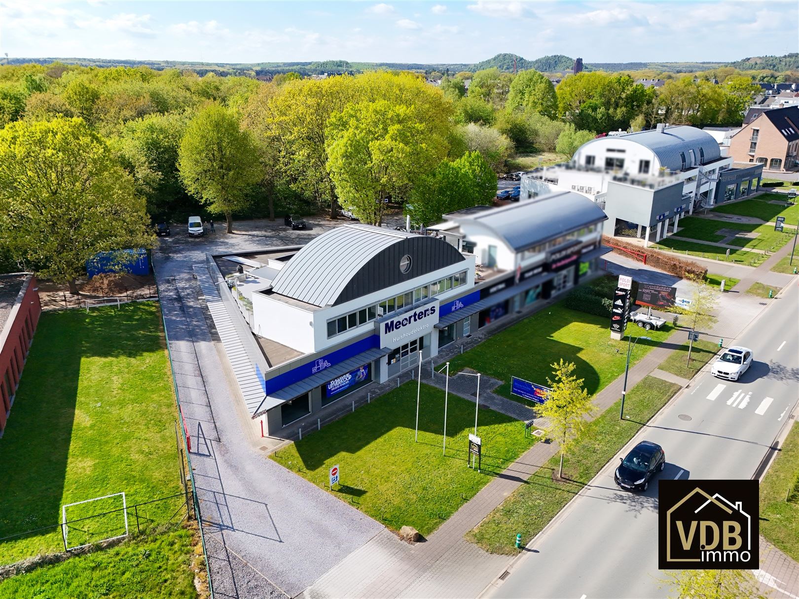 Commercieel pand op TOP locatie foto 2