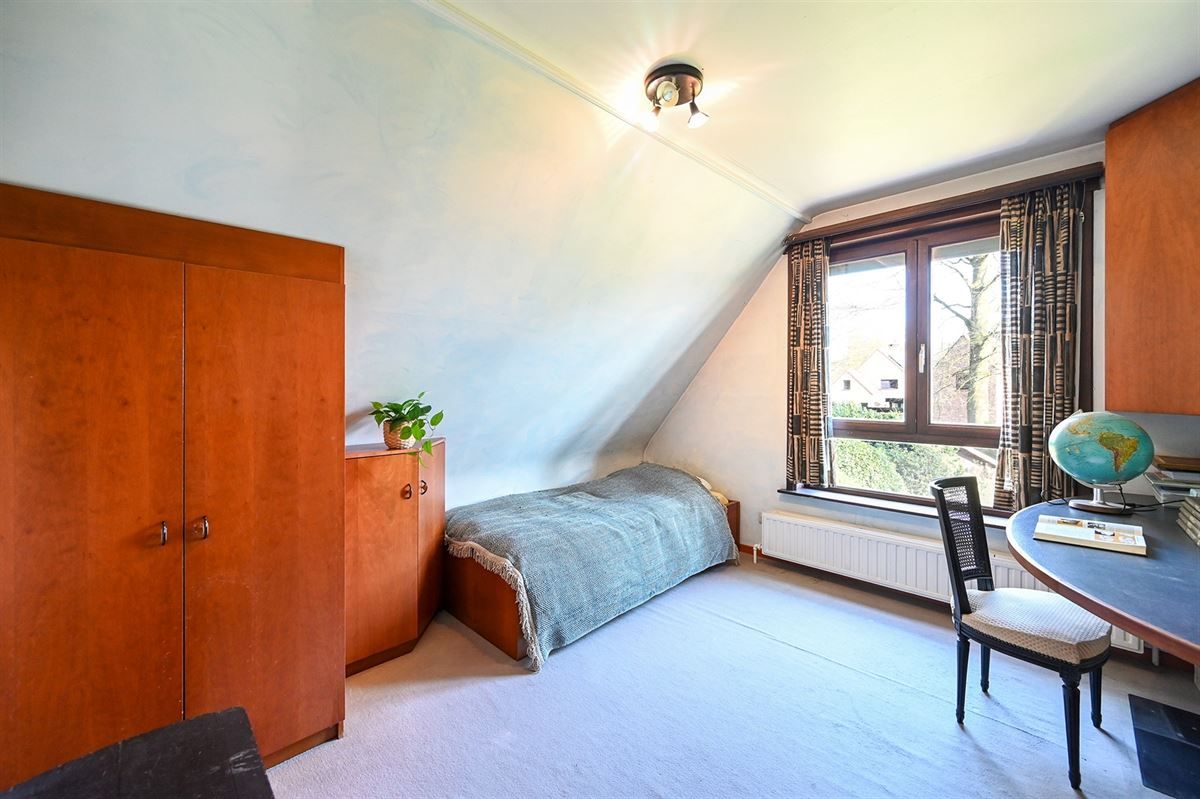 Mooie villa met veel potentieel in de populaire wijk "De Sterre"

 foto 25