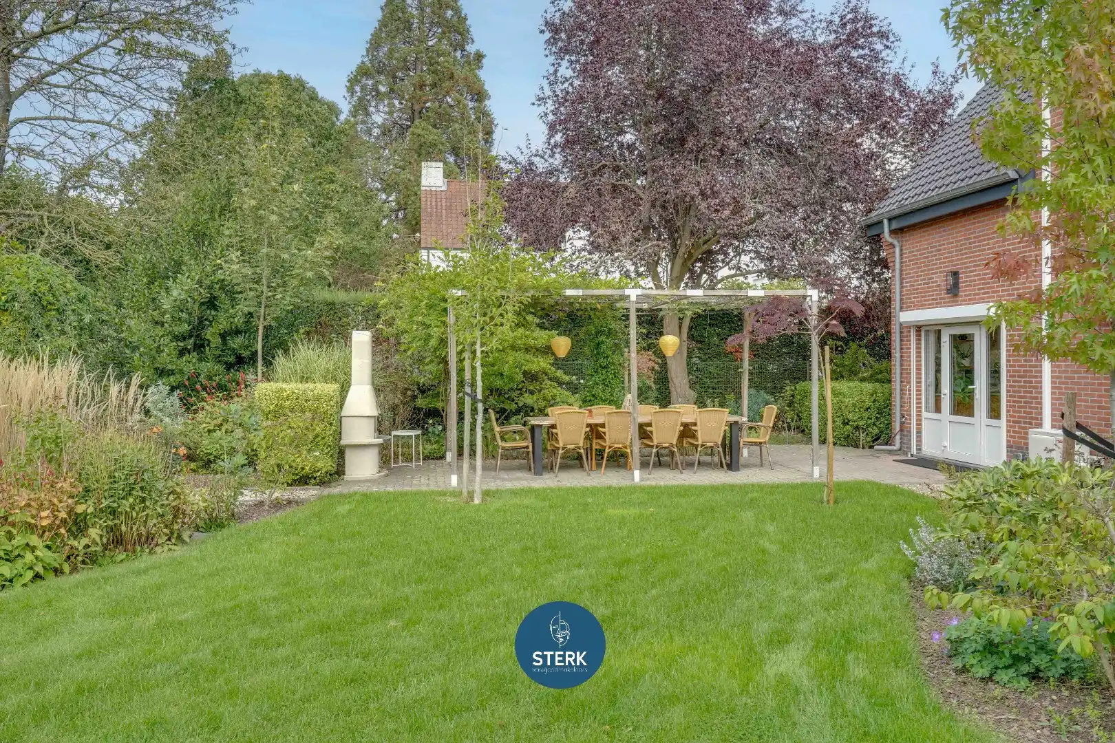 INSTAPKLARE VILLA MET EPC B OP ROYAAL PERCEEL VAN 12A 50CA NABIJ MAASTRICHT !  foto 28