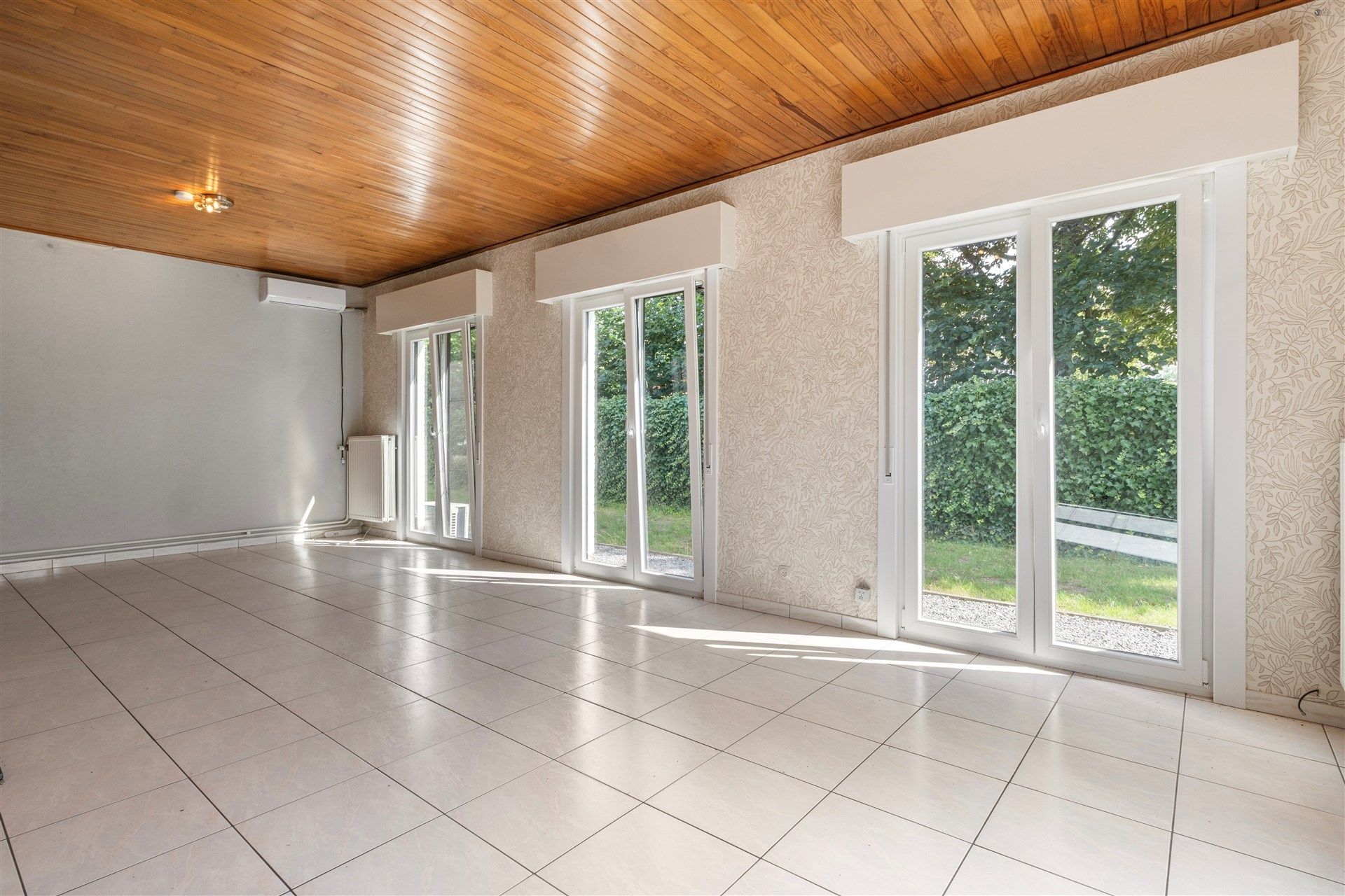 zeer rustig gelegen bungalow met uitbreidingsmogelijkheden foto 3