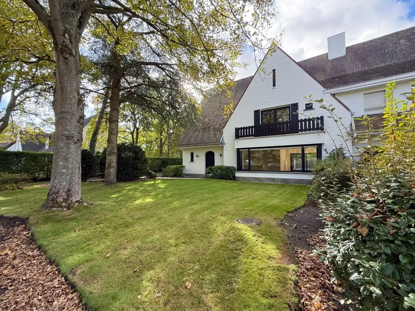 Exclusieve koppelvilla op top locatie nabij het Oosthoekplein en Royal Zoute Tennis Club foto 9